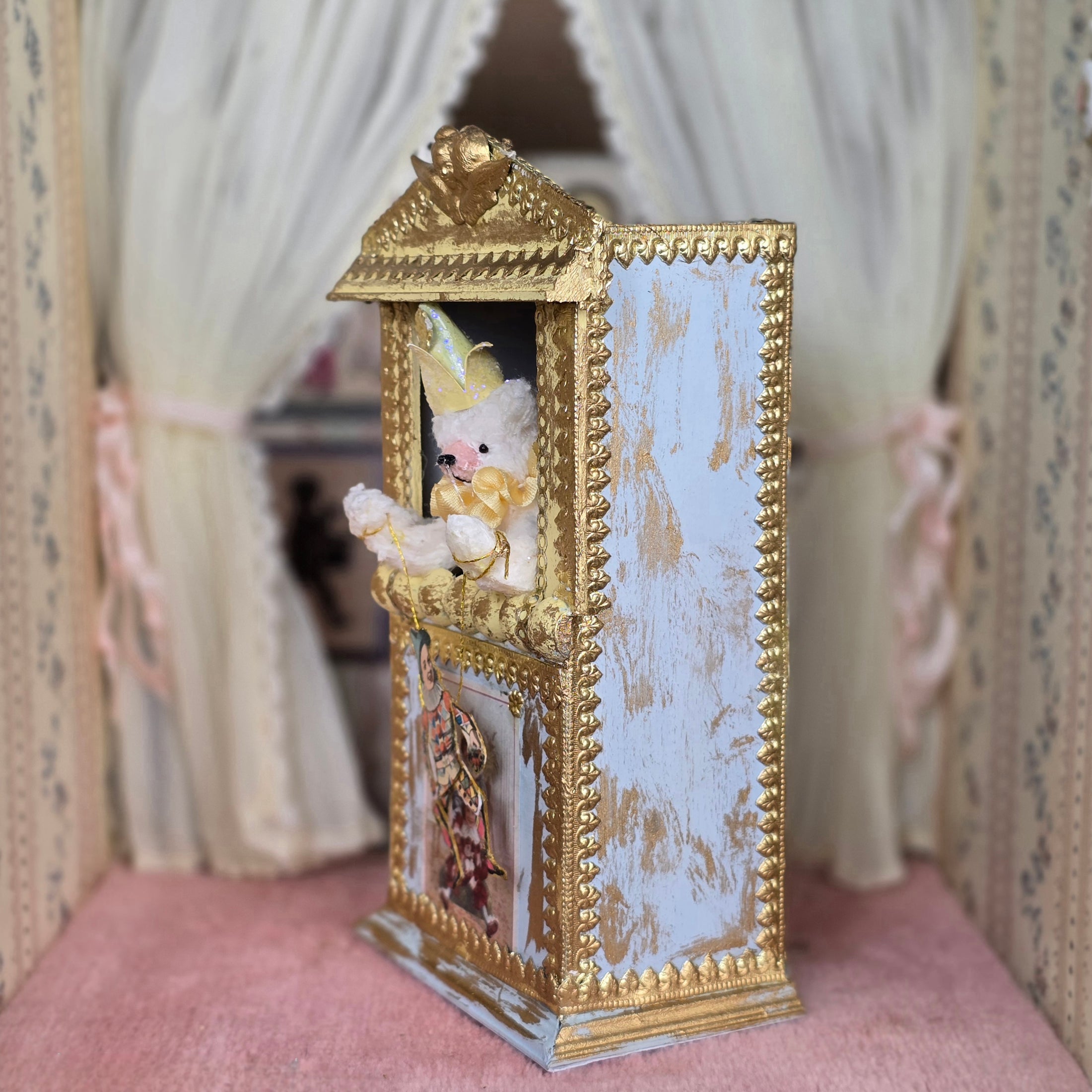 Le Coffre d’Emilie Teddy Bear Puppet Theatre Miniature Nursery Decor France