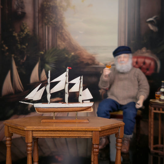 Unsigned Artisan "Comet" Clipper Ship Miniature Display Model