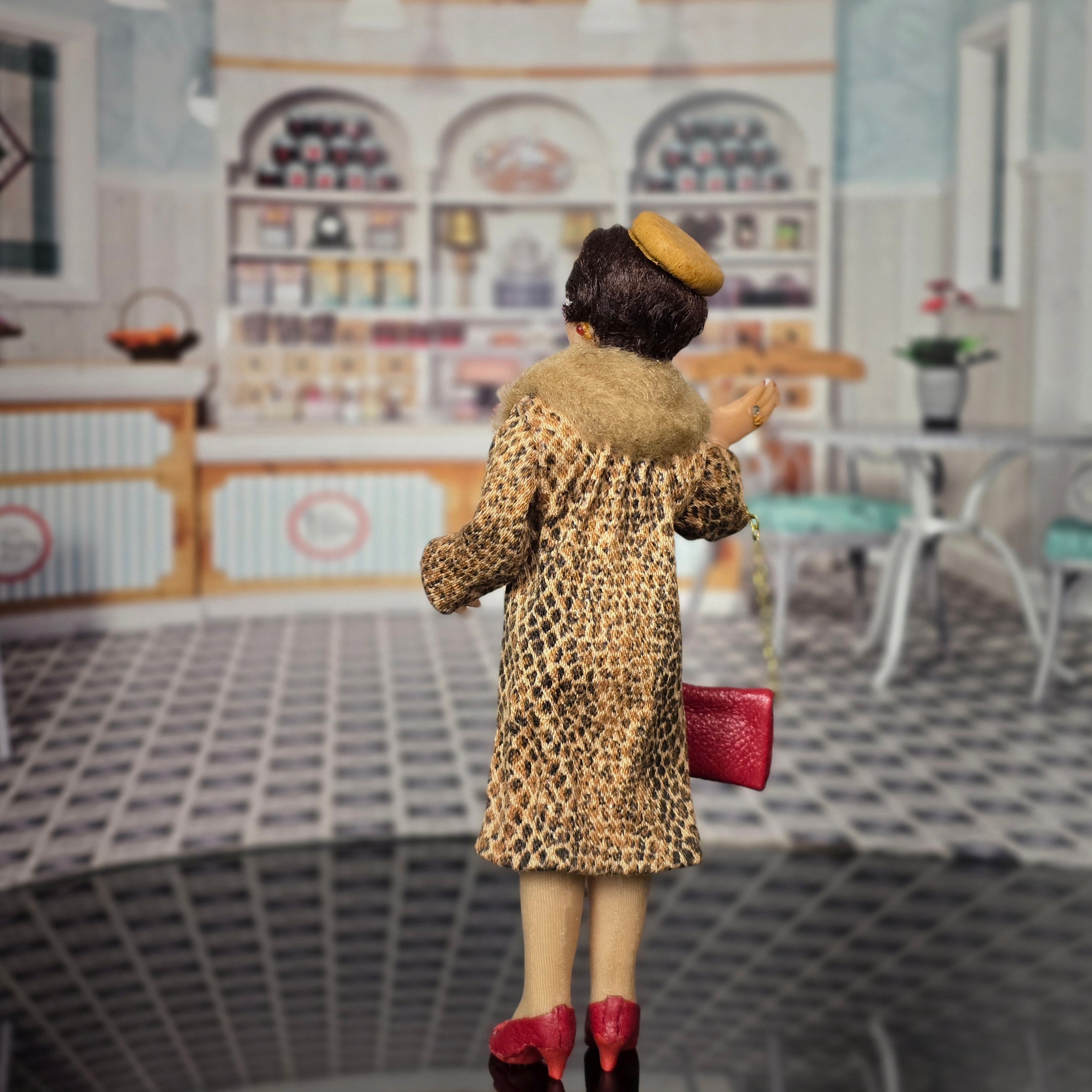 Alicia Volta OOAK Chic Leopard Coat Surprised Excited Shopper Lady Doll