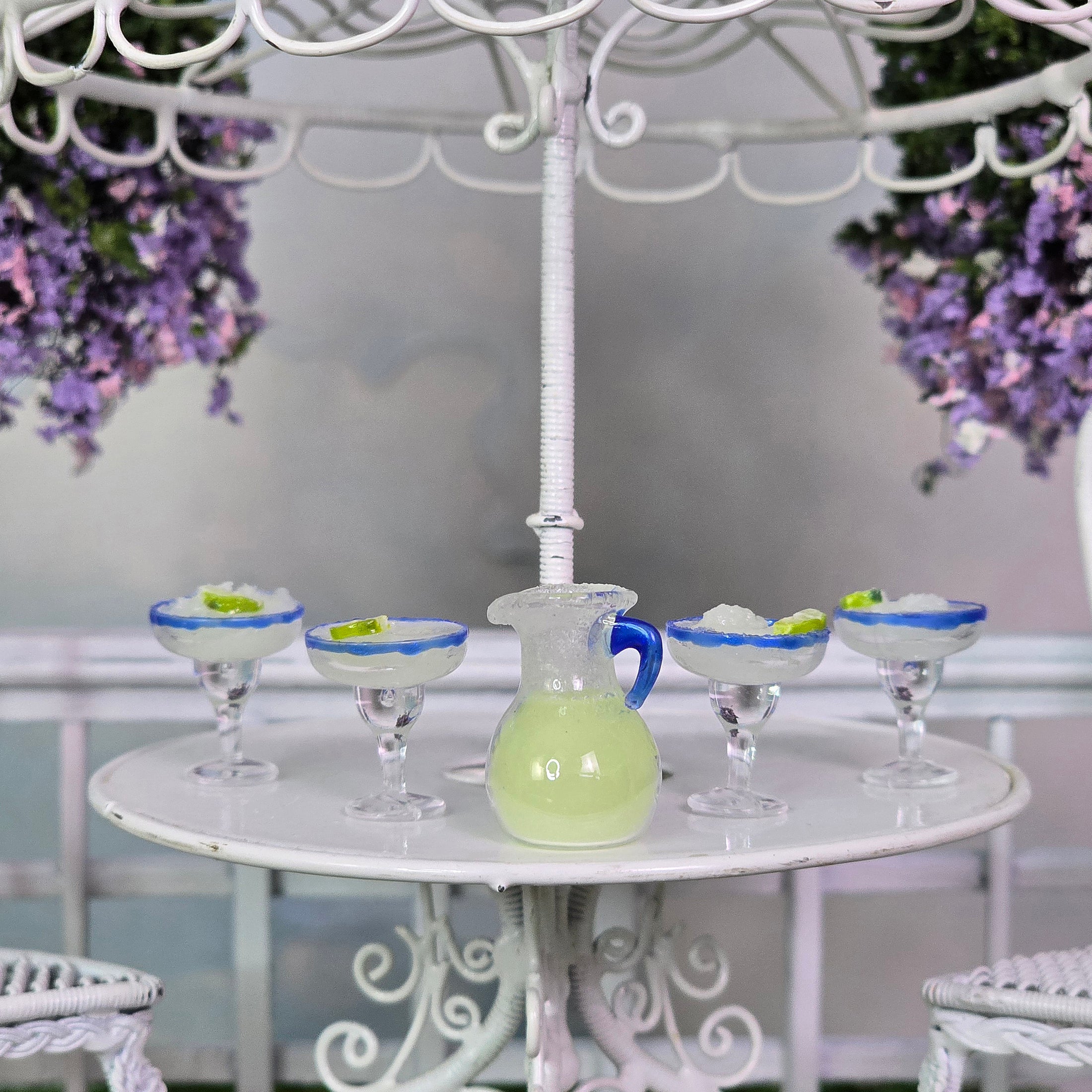 Hand-Blown Margarita Service for Four Dollhouse Miniature Set