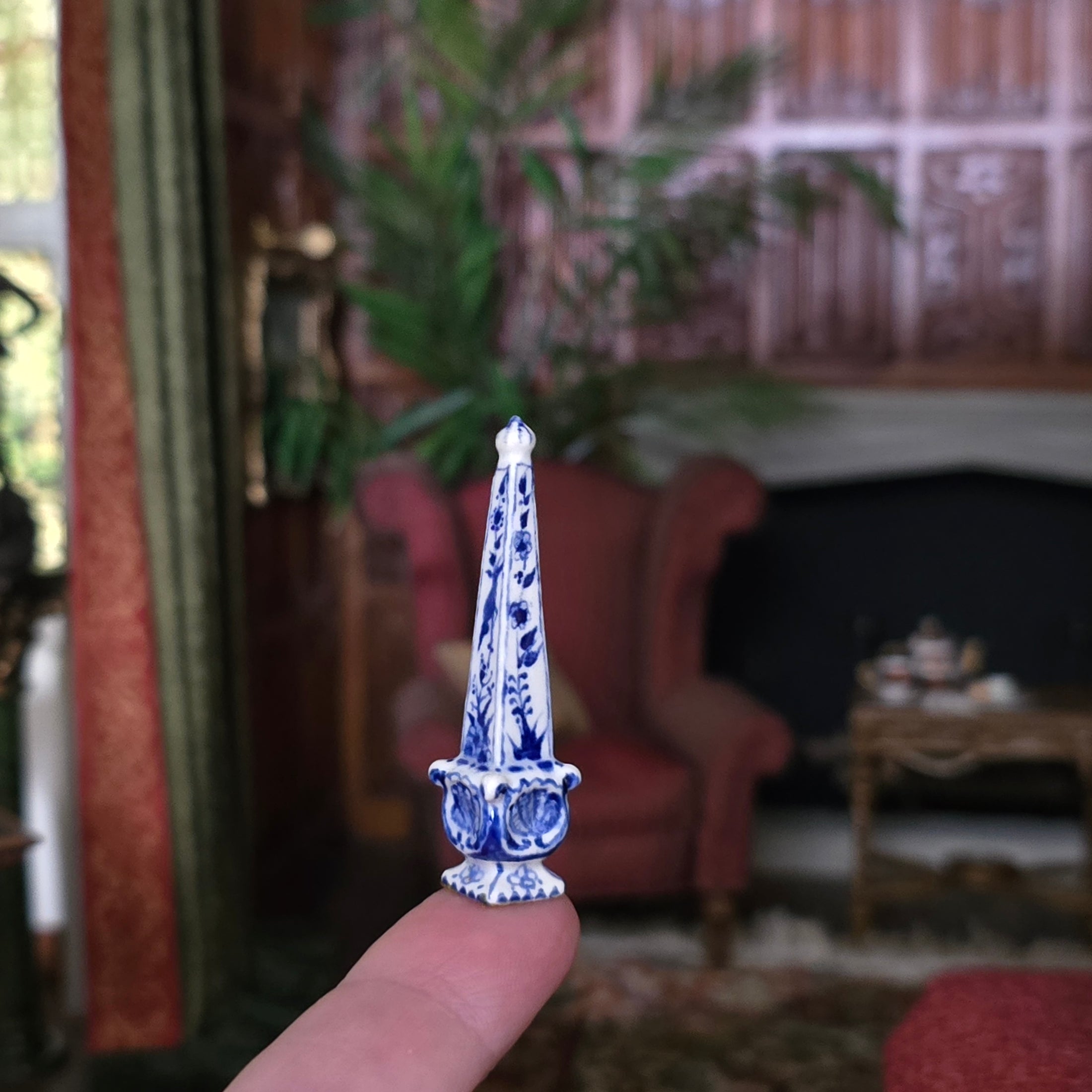 Delft Porcelain Obelisk Home Decor Henny Staring-Egberts