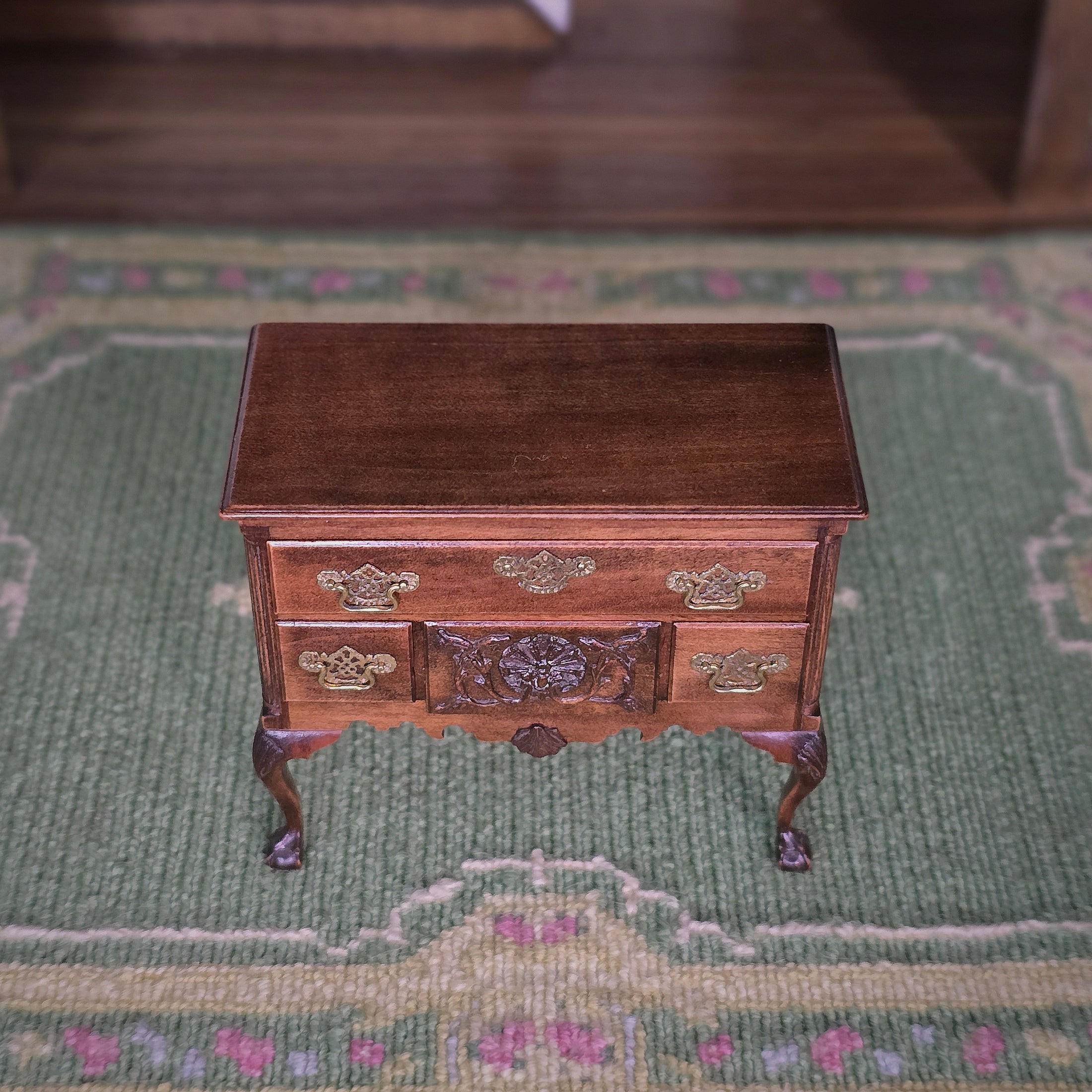 Hand-Carved Mark Gooch Chippendale Lowboy Dressing Table 2007