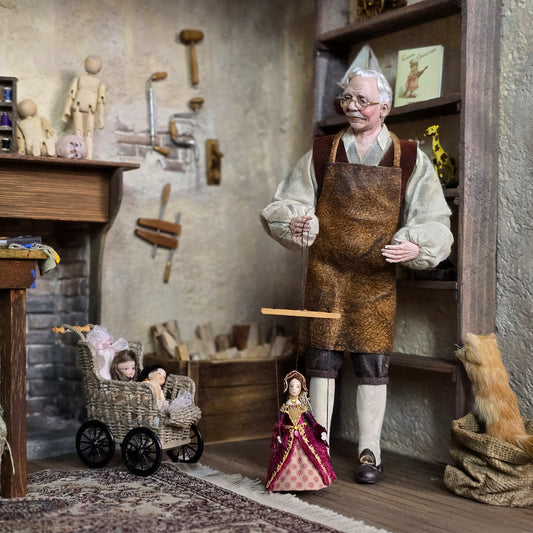 Henry VIII Wife #5 Catherine Howard Marionette Puppet by Almudena Gonzalez
