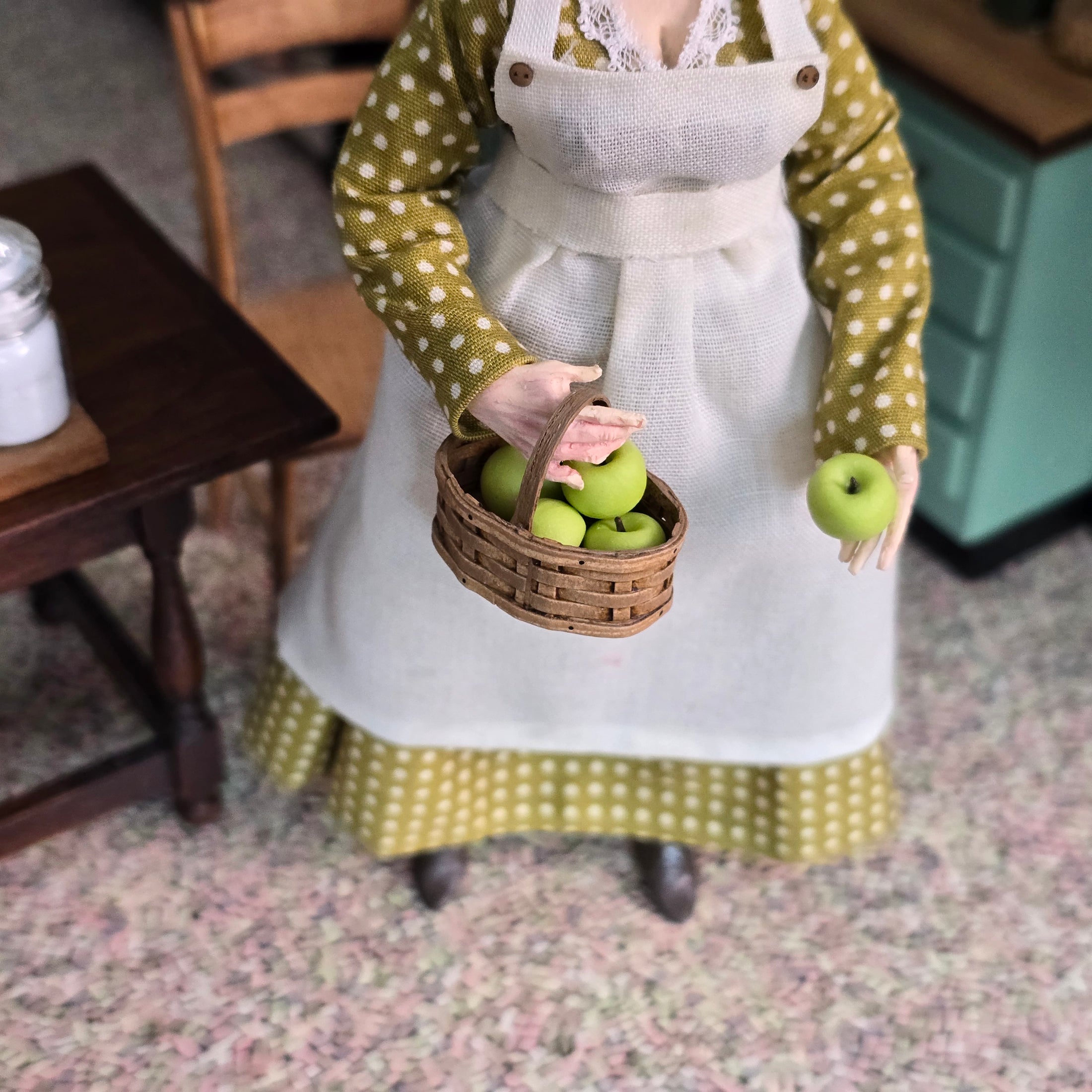 Al Chandronnait Split-Oak Apple Basket & Sculpted Granny Smith Apples