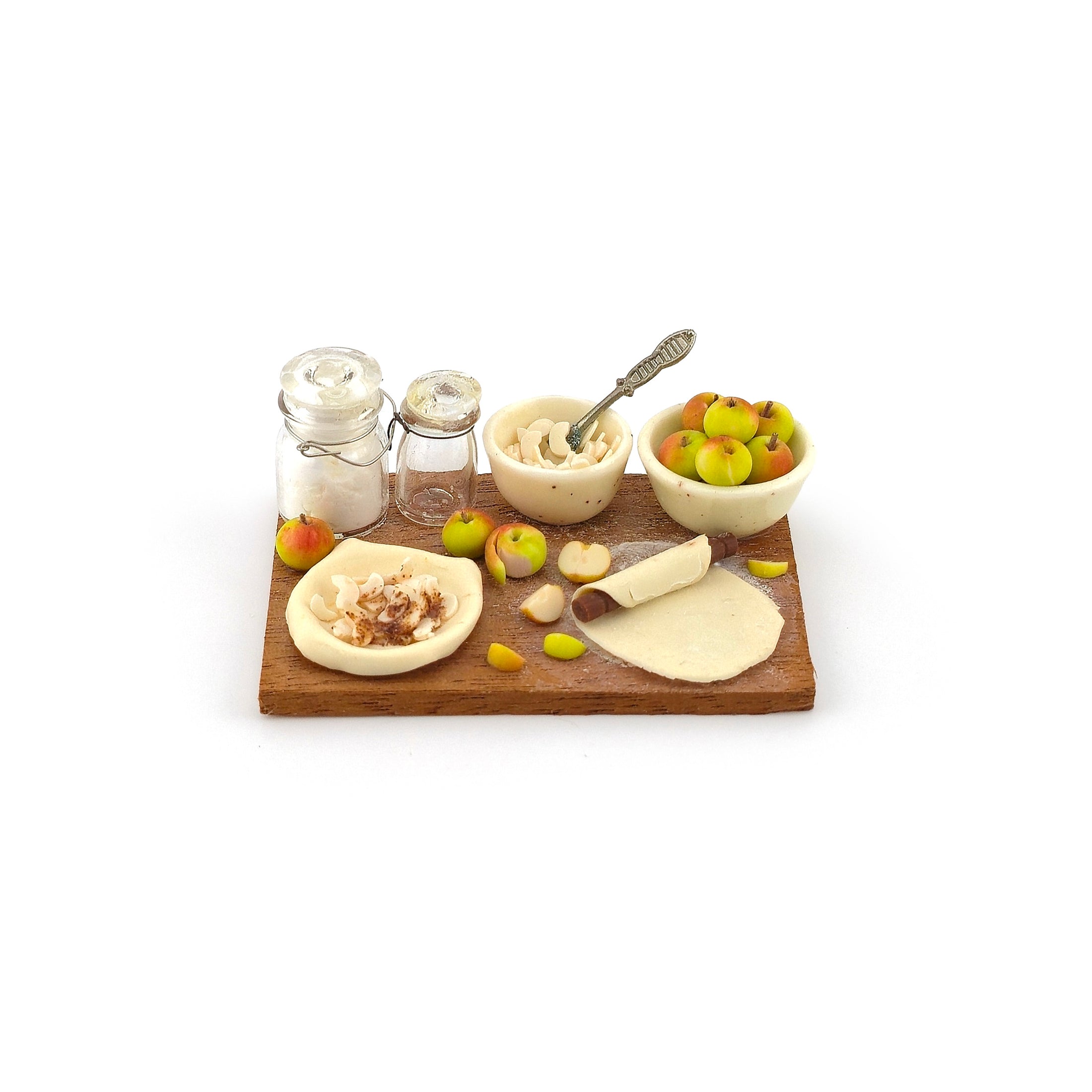 Betsy Neiderer IGMA Fellow Apple Pie Preparation Baking Board Vignette