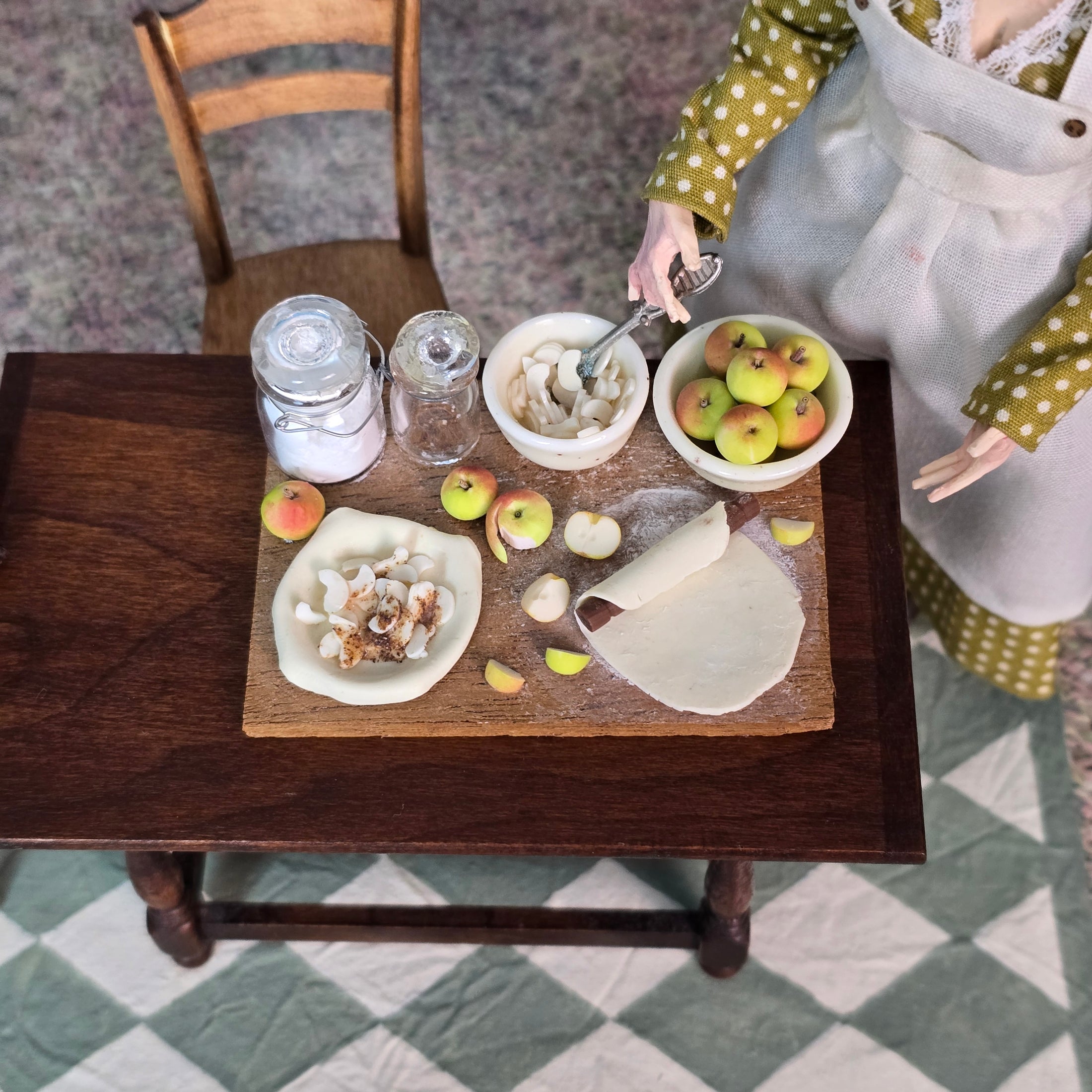 Betsy Neiderer IGMA Fellow Apple Pie Preparation Baking Board Vignette