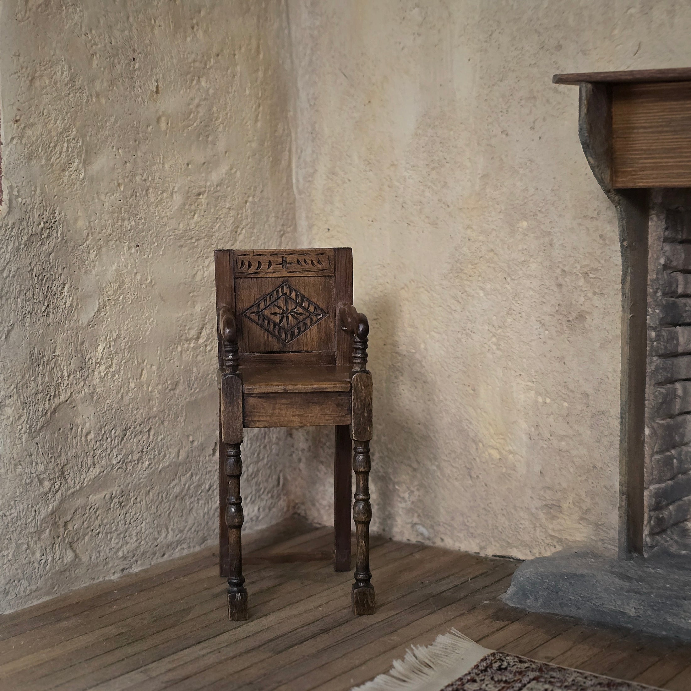 Spanish Artisan Jacobean Wainscot 17th Century Style High Chair