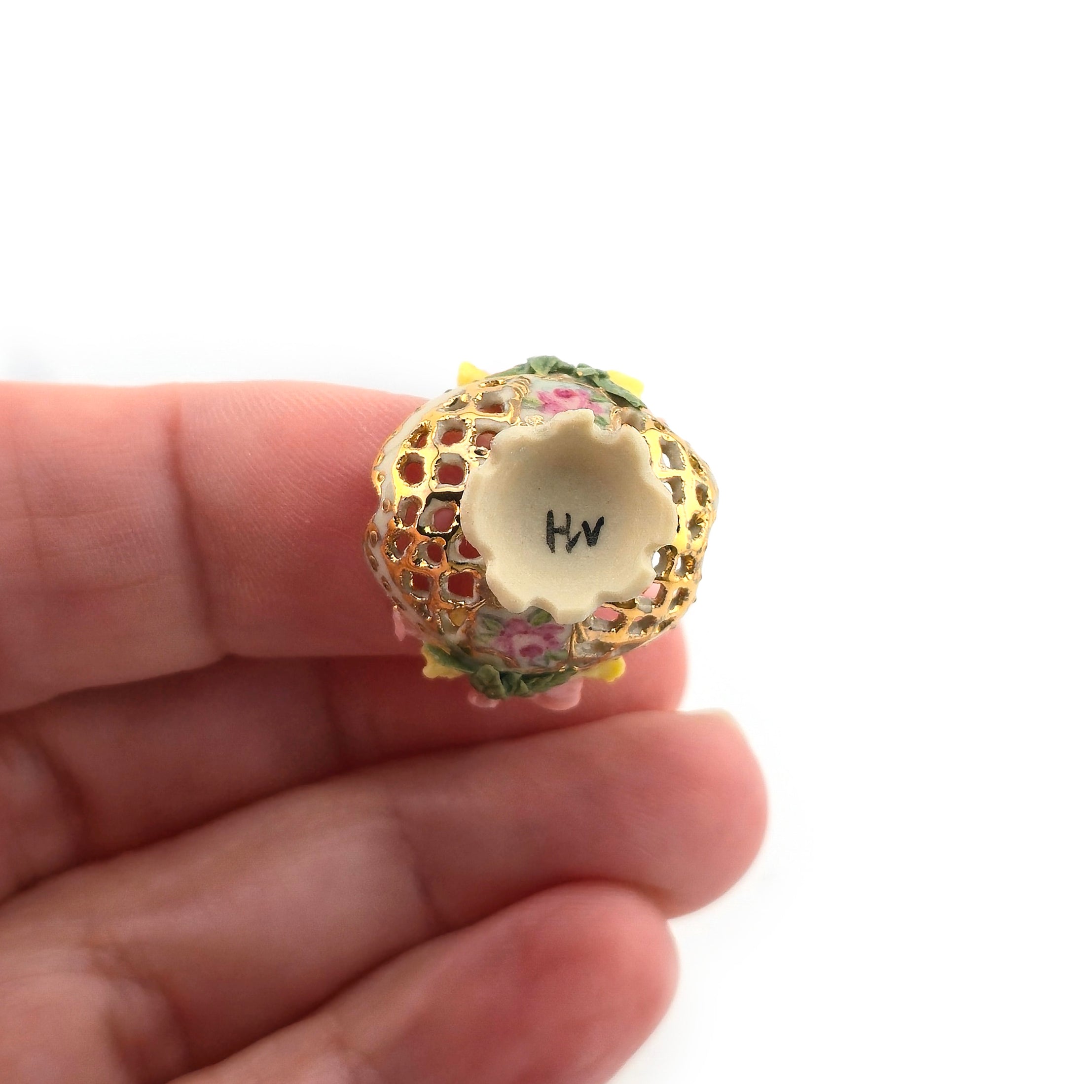 Marsha Hedrick Porcelain Openwork Floral Basket Dollhouse Miniature