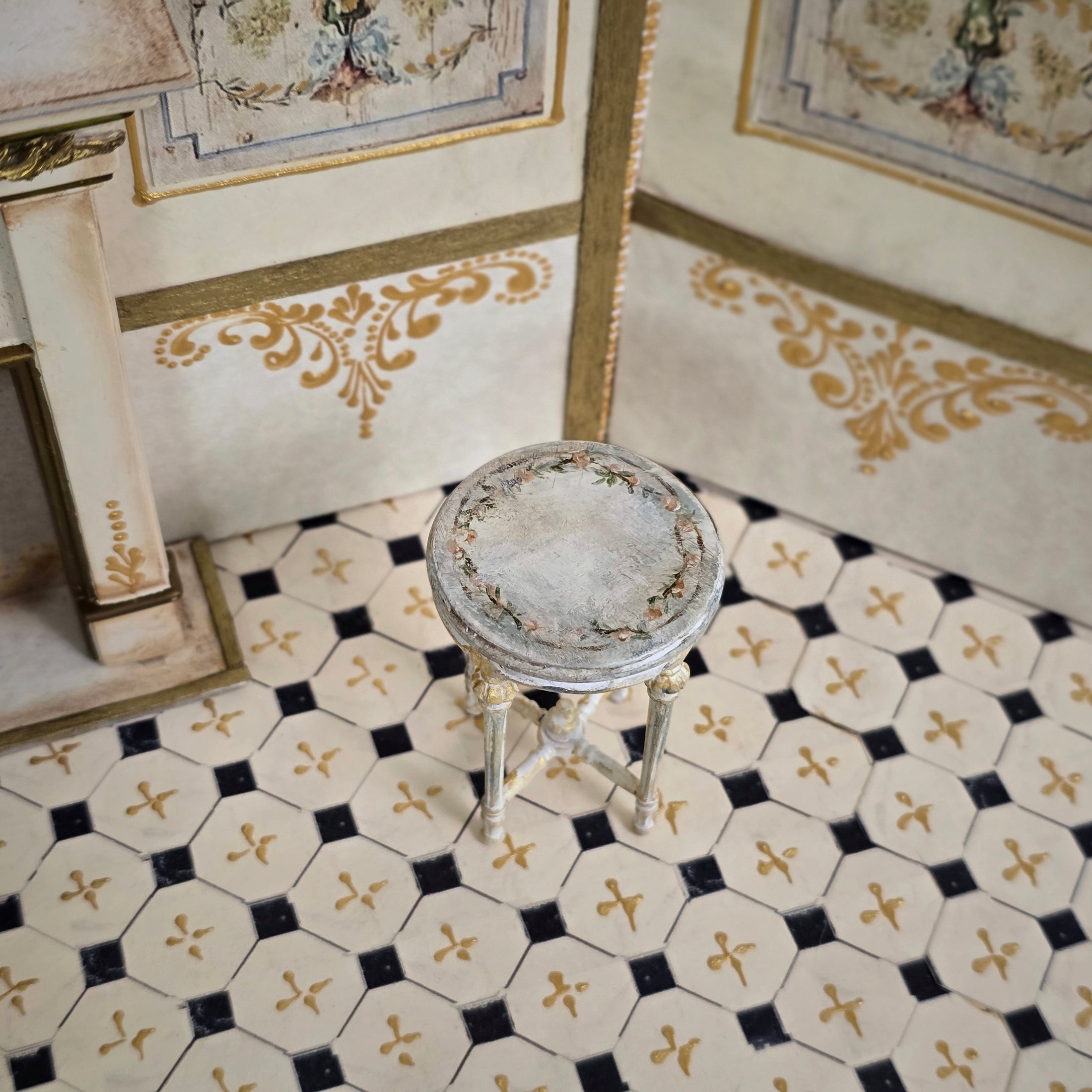 Aurearte Hand Painted Louis XVI Gueridon Side Table Dollhouse Miniature