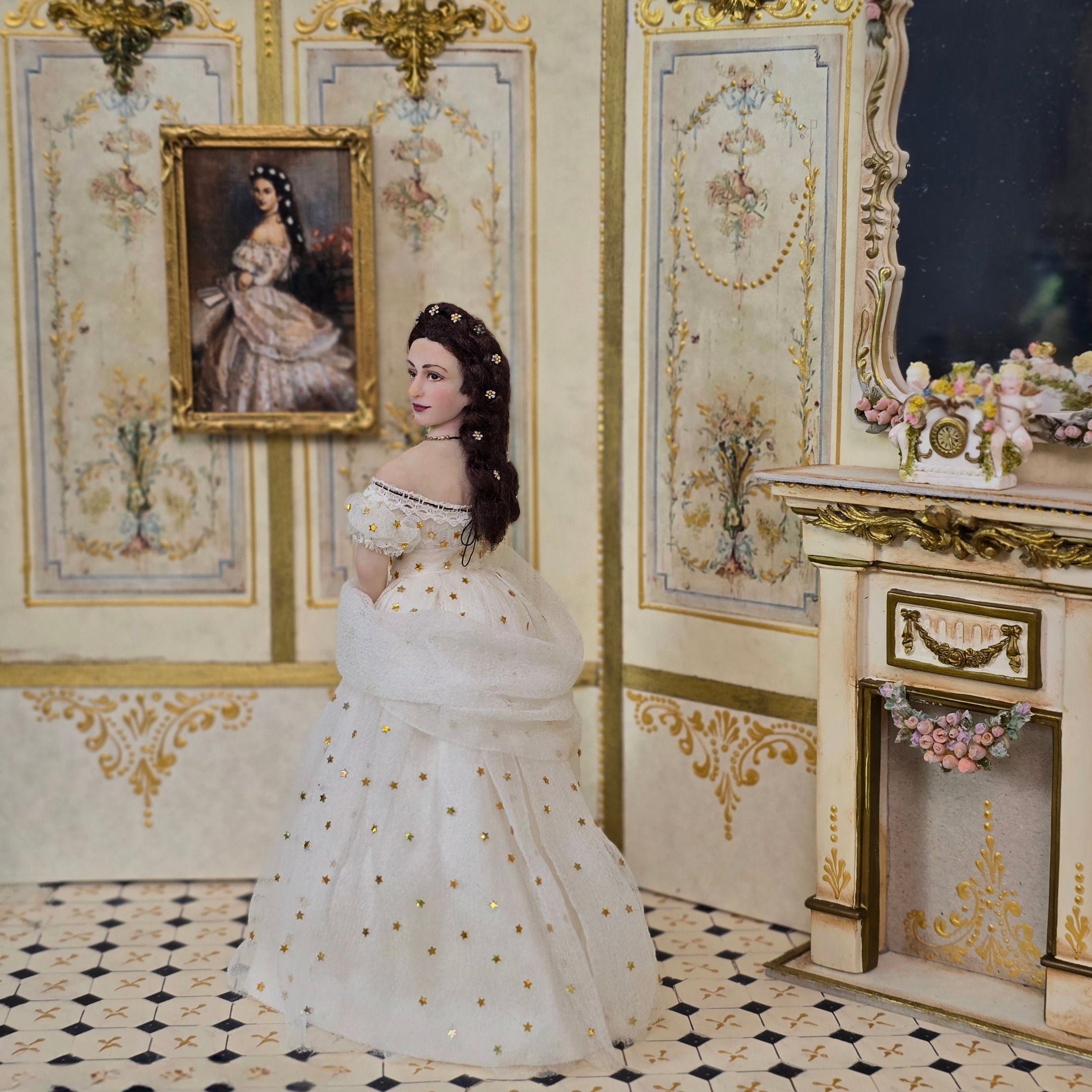 Masaya Okada "Empress Elisabeth of Austria (Sisi)" 1:12 Oil Painting with Wood Frame