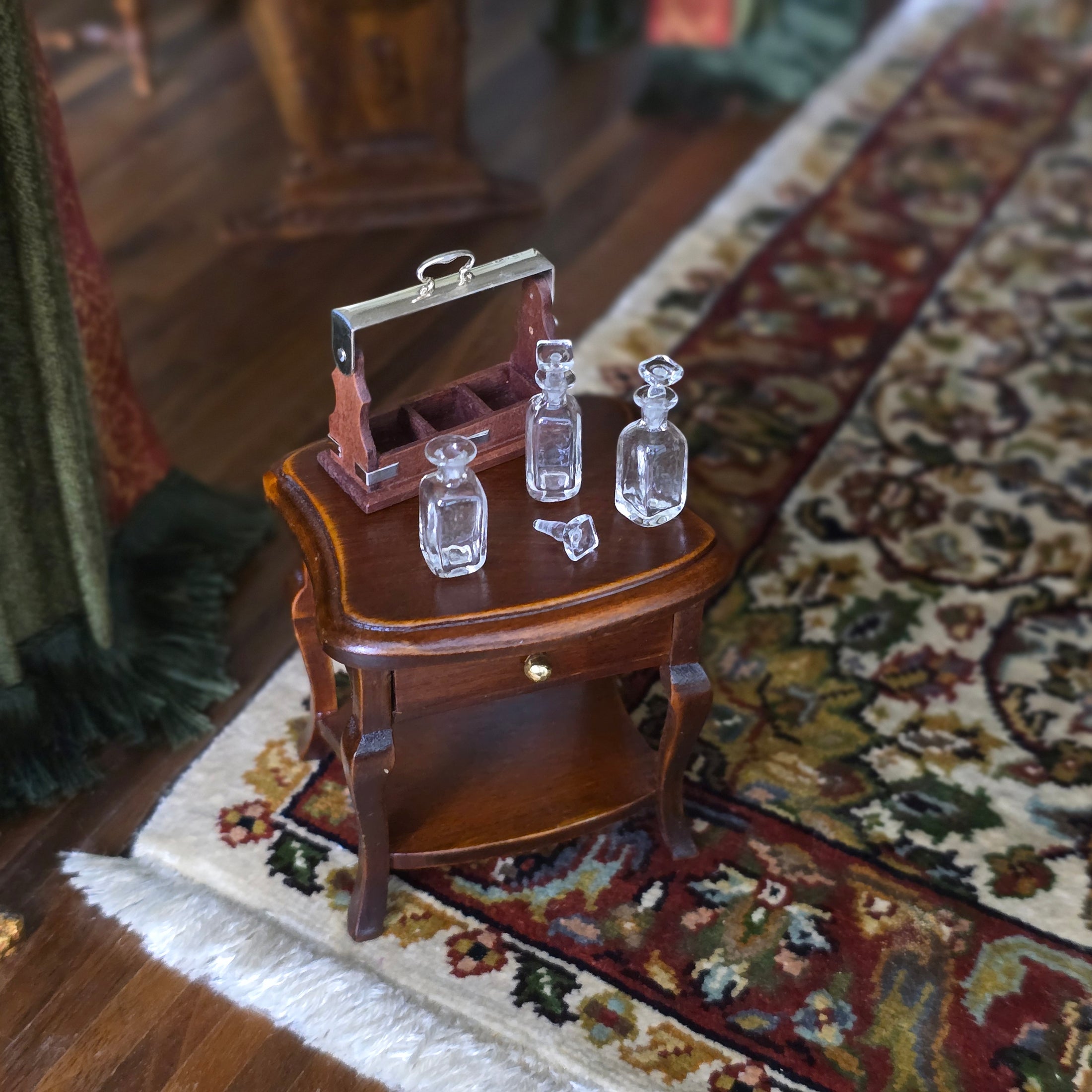 Mike Sparrow Tantalus Liquor Cabinet Barware Set Glass, Silver & Mahogany