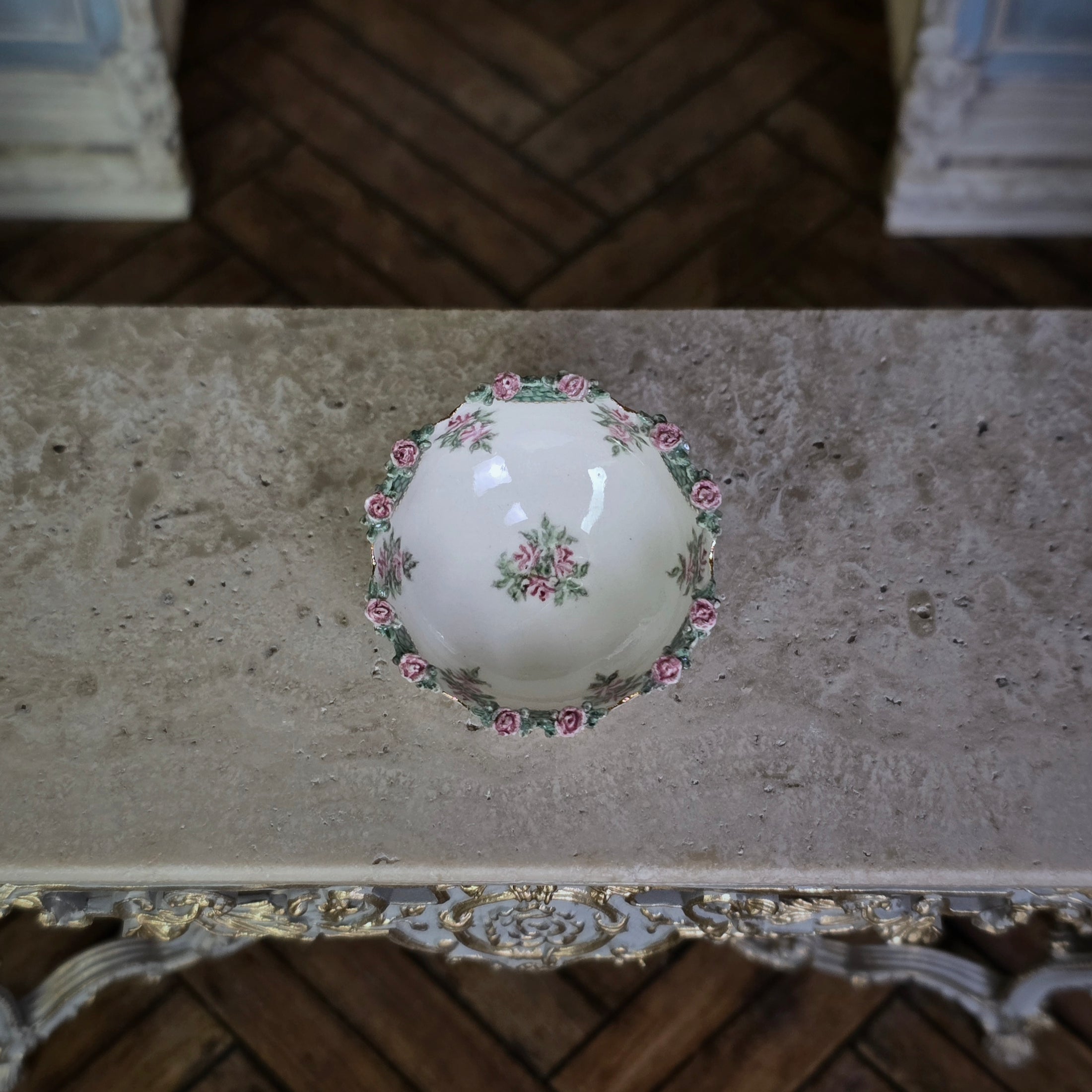 Teresa & Jean Welch OOAK Gilt Rose Garland Porcelain Bowl 1999 RARE