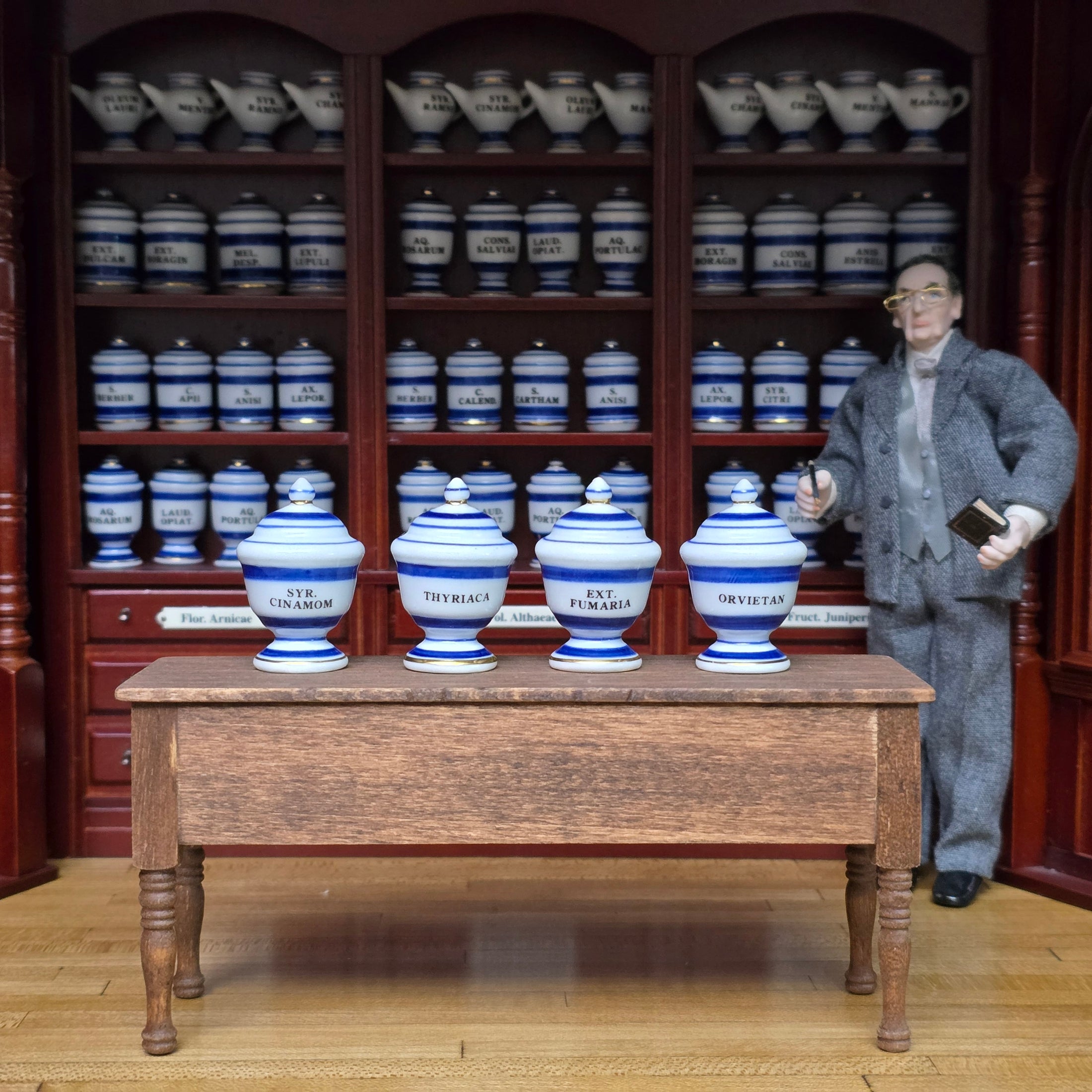 Mini Mundus Blue & White Porcelain Apothecary Jars Set of 4 Style A Group 2
