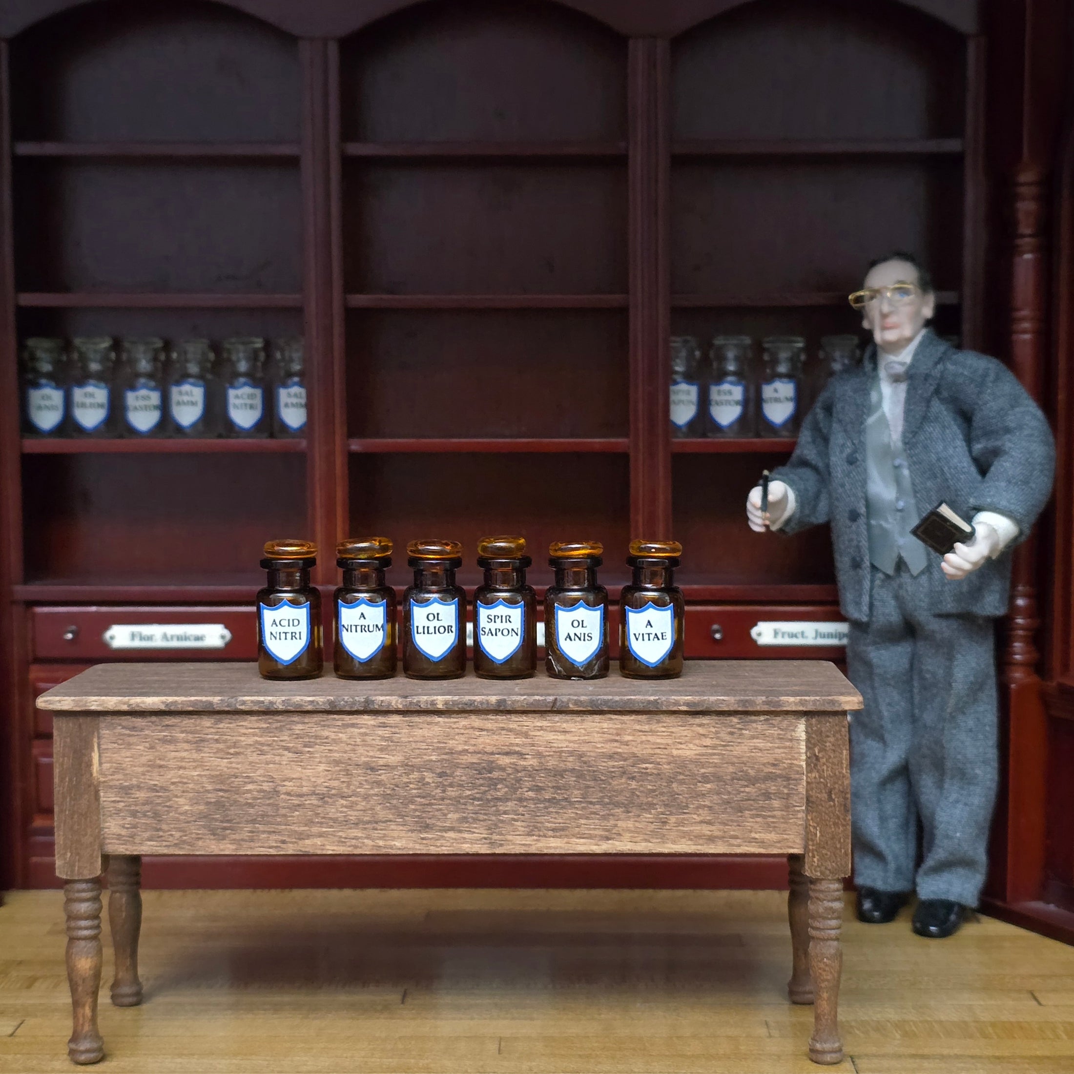Mini Mundus Set of 6 Amber Glass Apothecary Bottles Style F Group 7