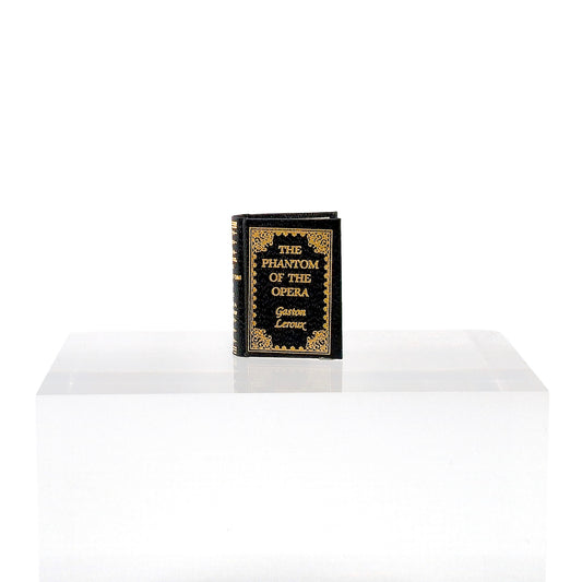 Barbara Raheb The Phantom of the Opera Readable Micro Miniature Book 1993
