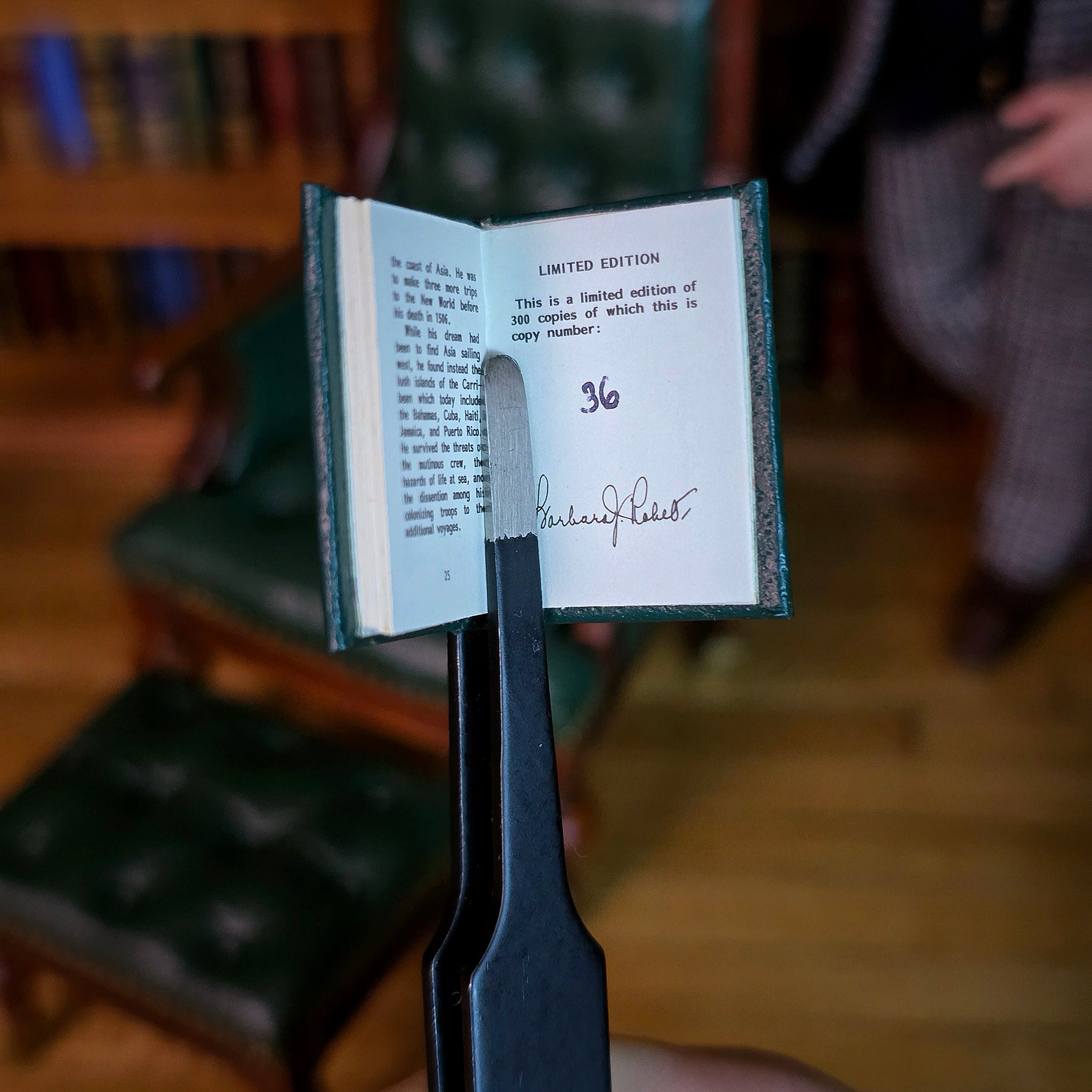 Barbara Raheb Columbus Discovers America Readable Micro Miniature Book