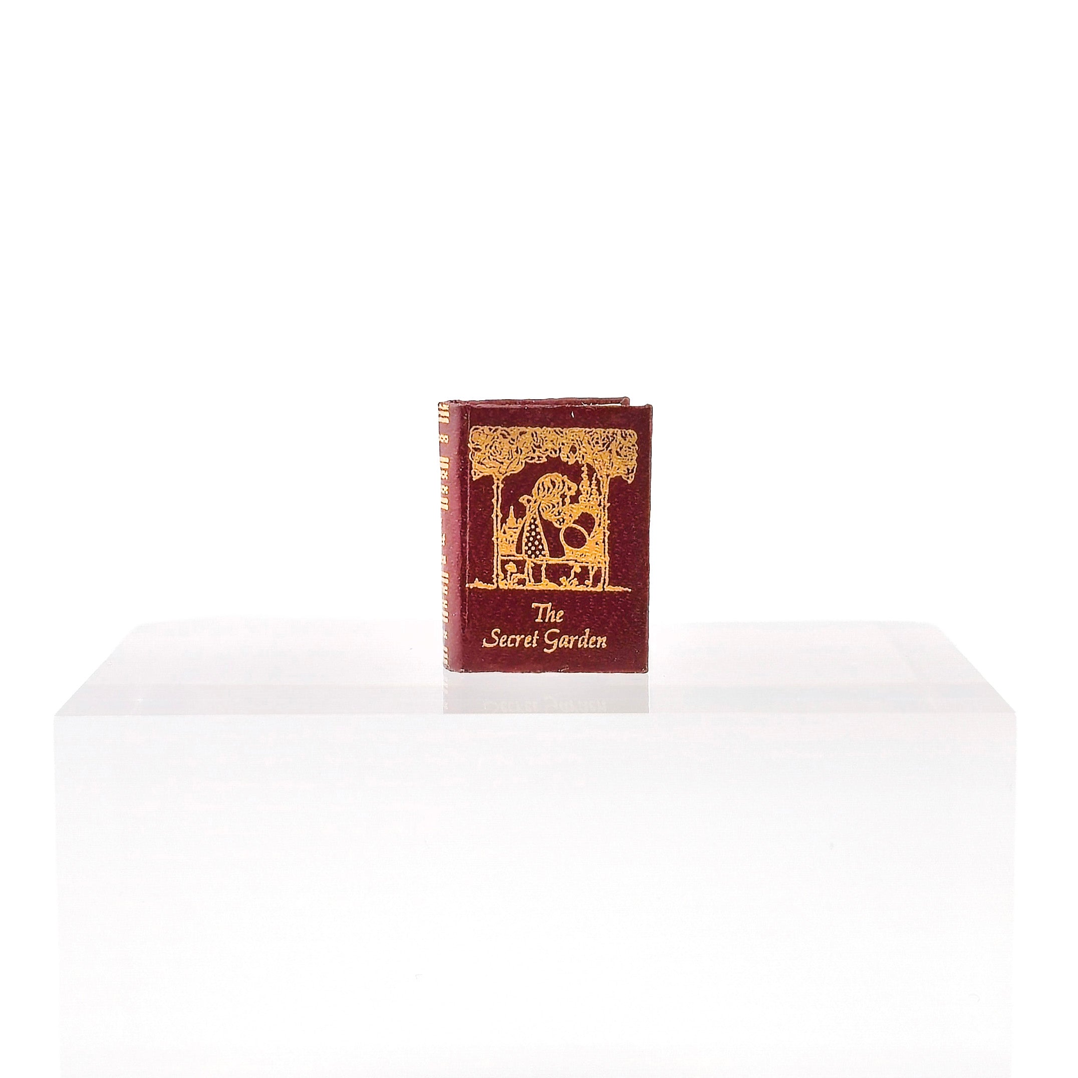 Barbara Raheb "The Secret Garden" 1990 Readable Miniature Book