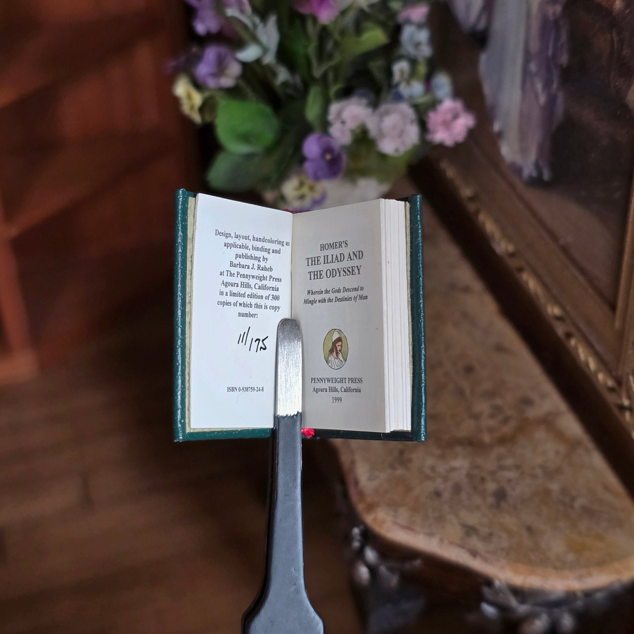 Barbara Raheb The Iliad and the Odyssey Miniature Book #11/175