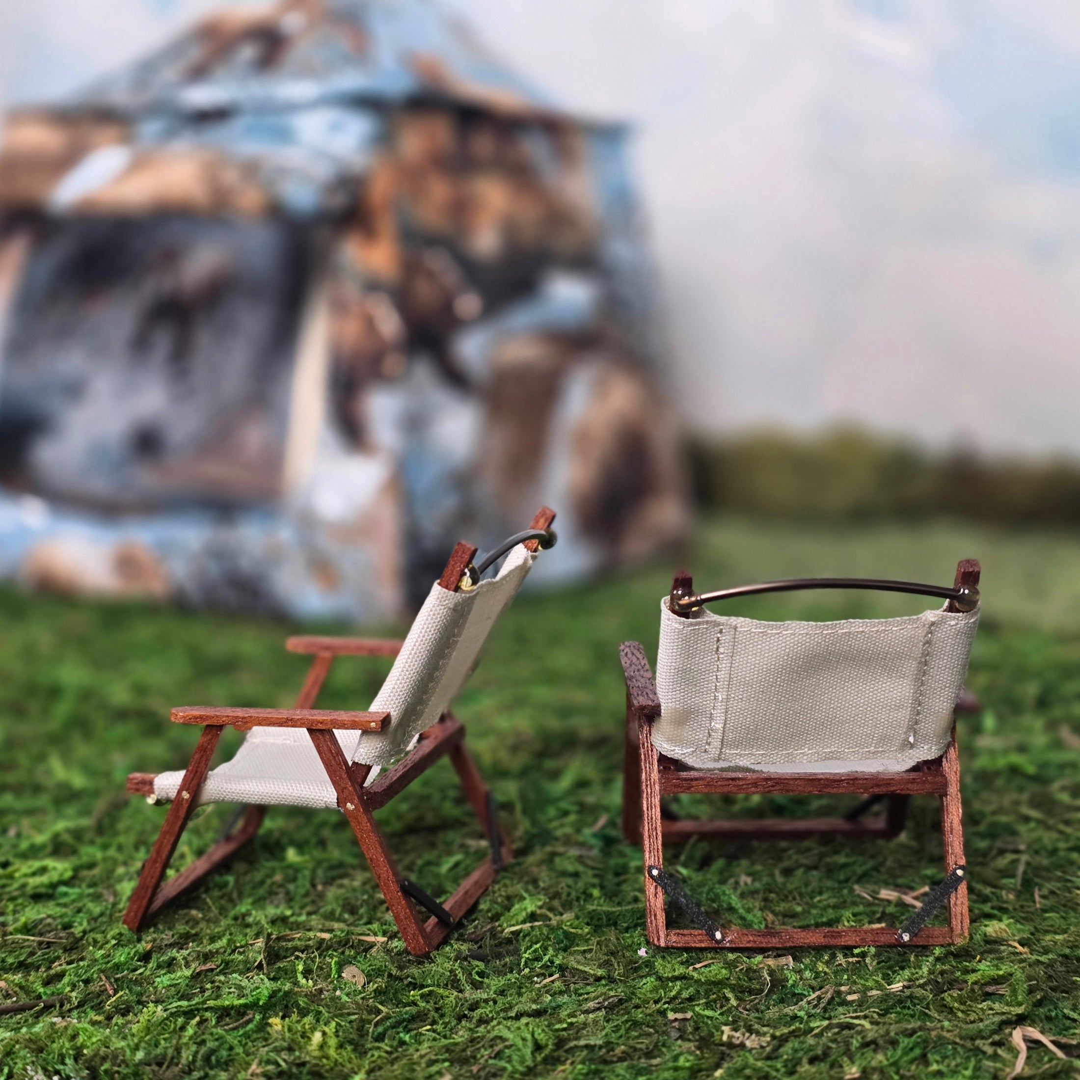 Bonnie Fake Outdoor Camping Chairs Pair #2 of 2 Dollhouse Miniatures
