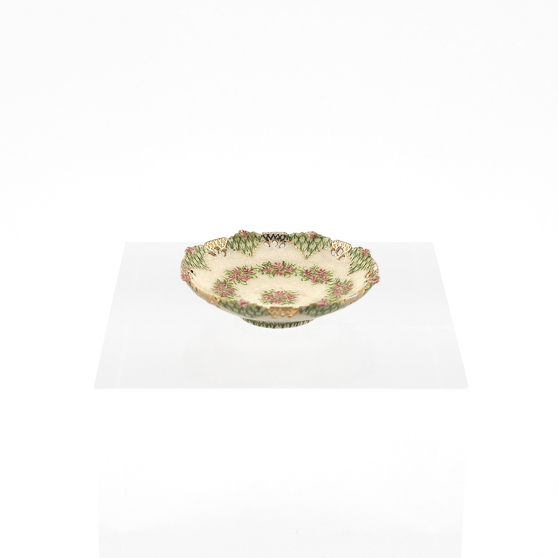 Teresa Welch RARE Large Pierced Footed Cabinet Plate (2007) IGMA Fellow