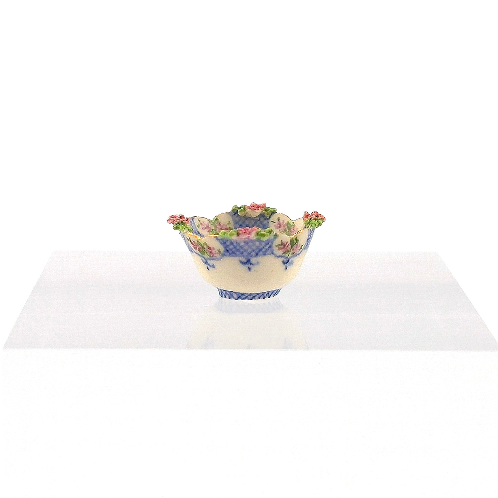 Teresa & Jean Welch Porcelain Rose Candy Bowl (1996) IGMA Fellows