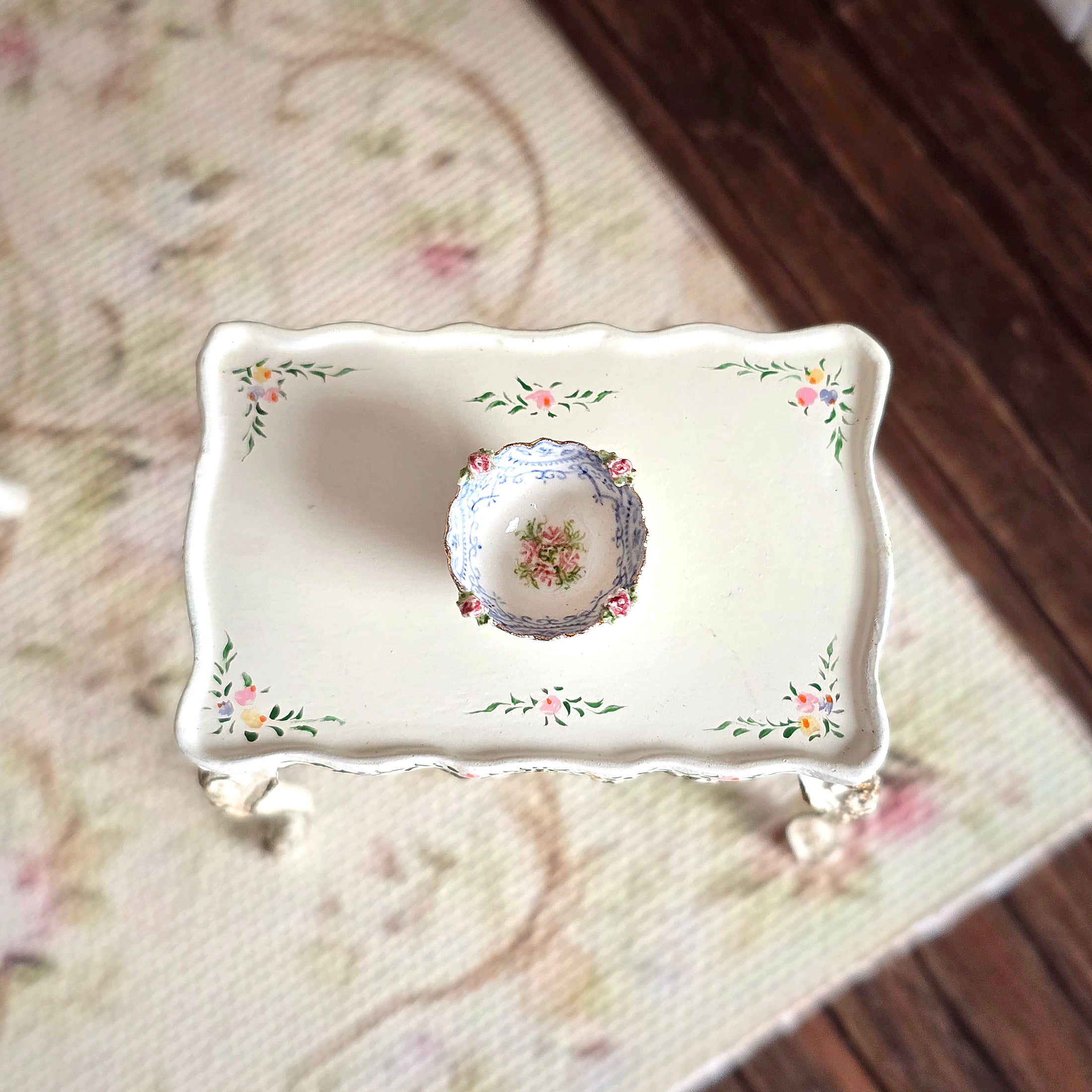 Teresa & Jean Welch Blue & White Rose Porcelain Bowl (2001) IGMA Fellows