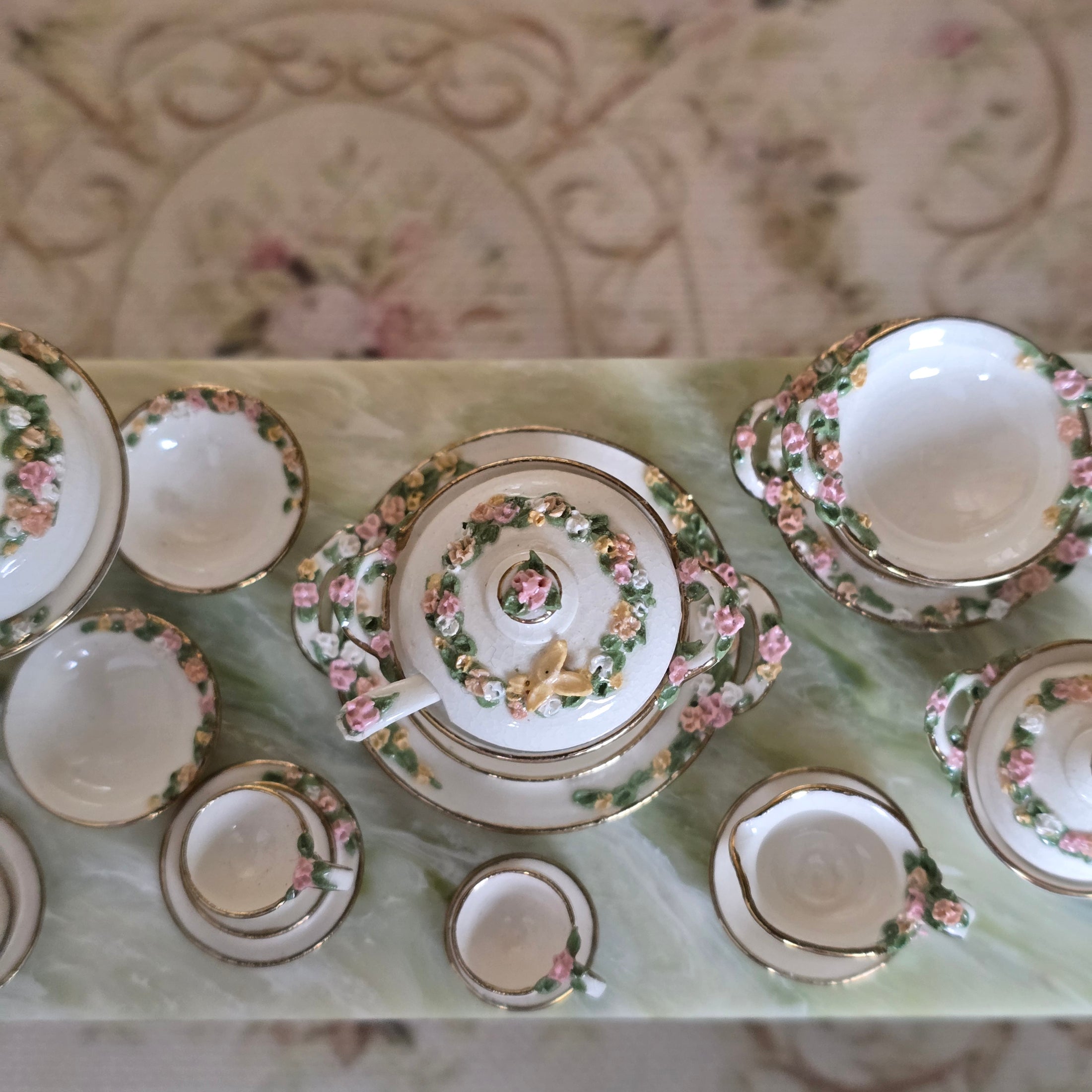 RARE Gudrun Kolenda 21-Piece Floral Porcelain Dinner & Tea Service