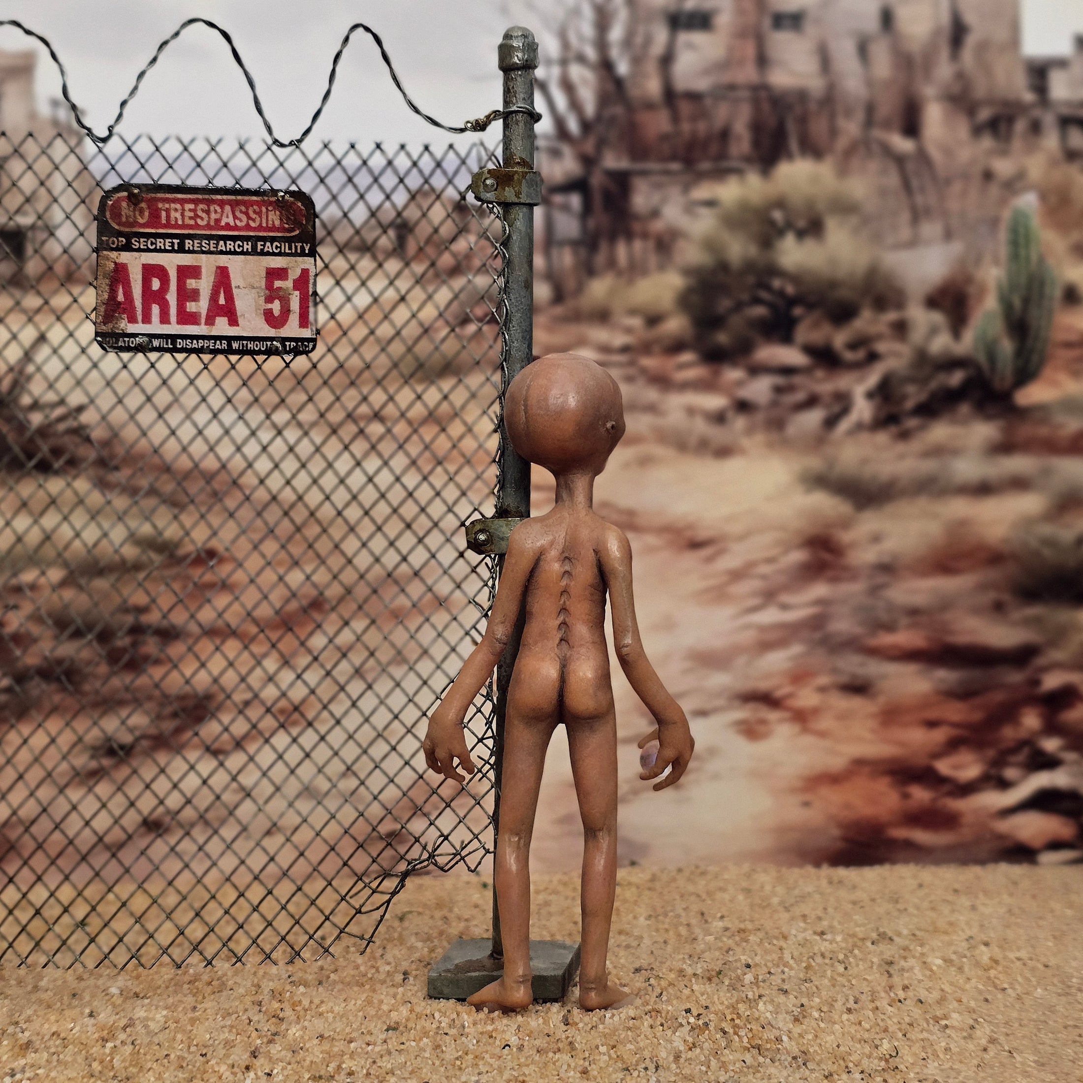 Rare Roswell Area 51 Alien Scene Set by Coursien & Dudley OOAK