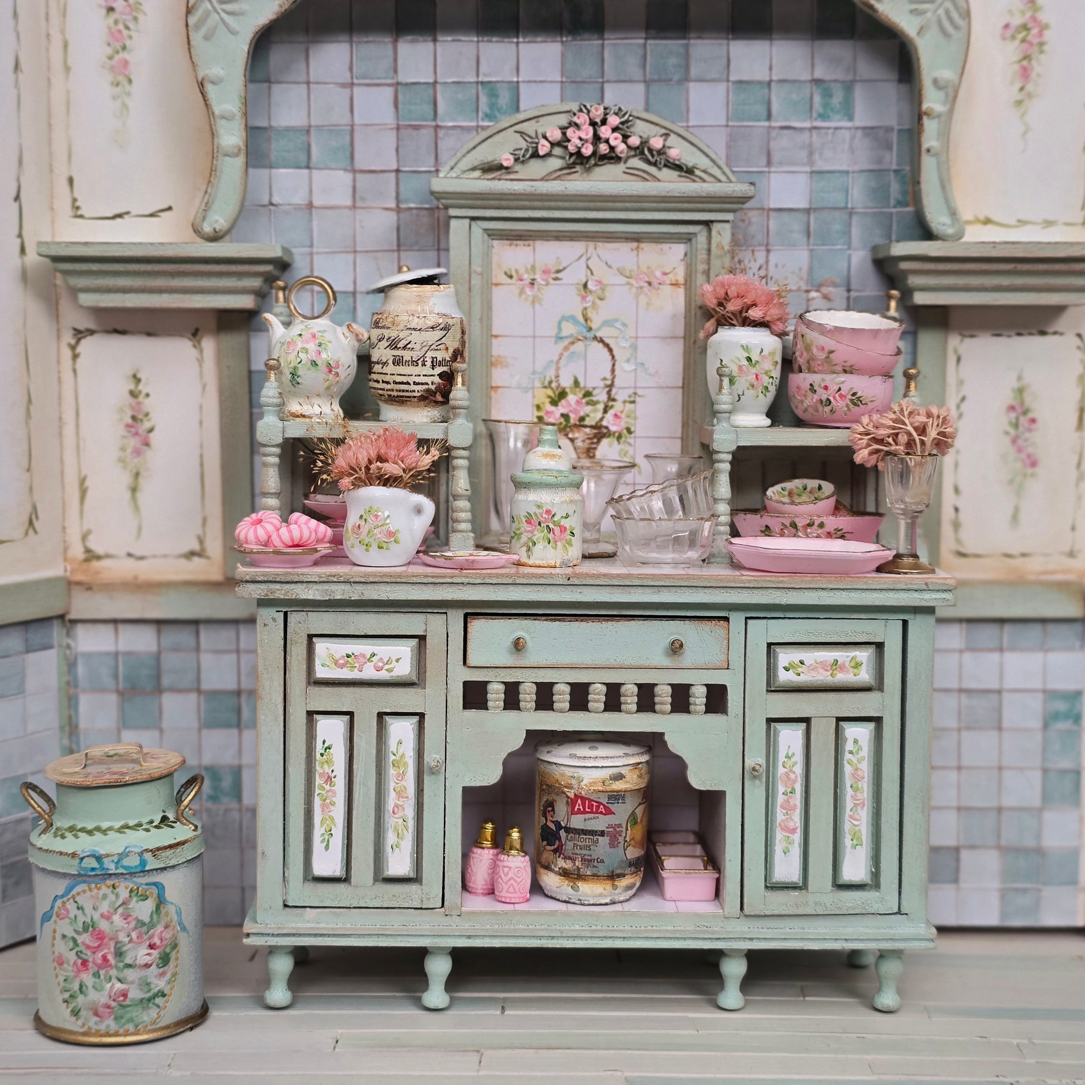 Aida Pravia Hand-Painted Shabby Chic Romantic Kitchen Furniture Set