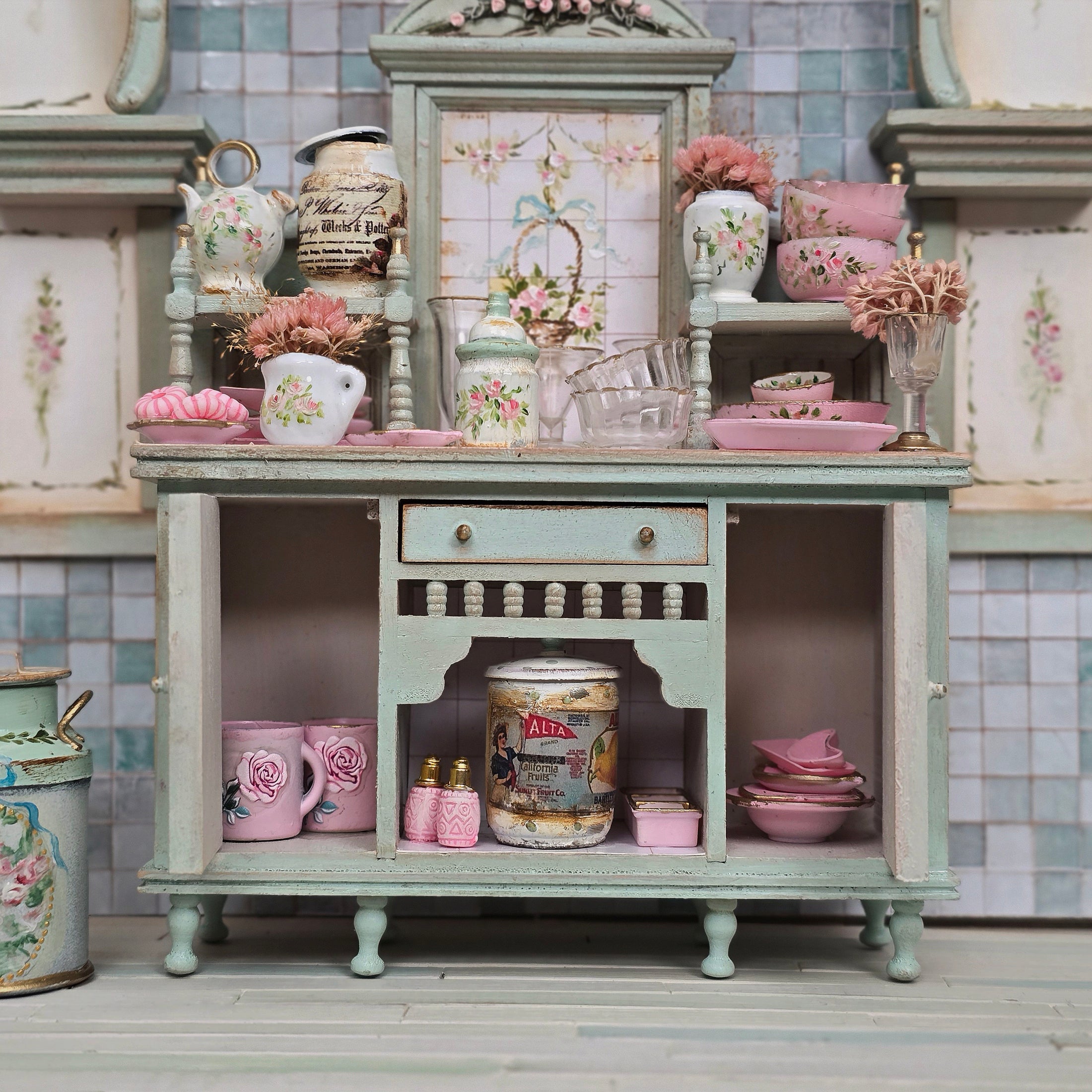 Aida Pravia Hand-Painted Shabby Chic Romantic Kitchen Furniture Set