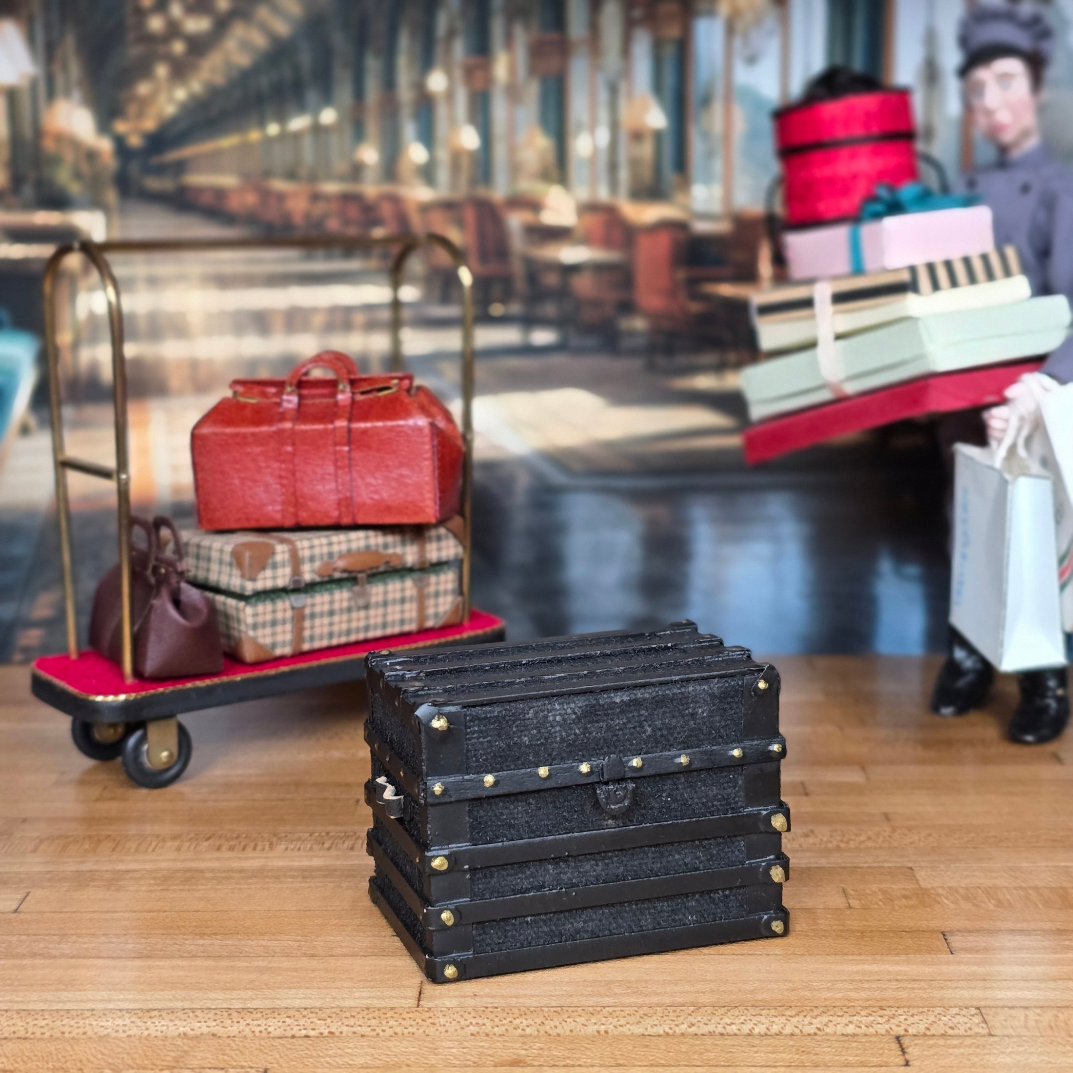 Nancy Summers Vintage Black Miniature Steamer Trunk 1988