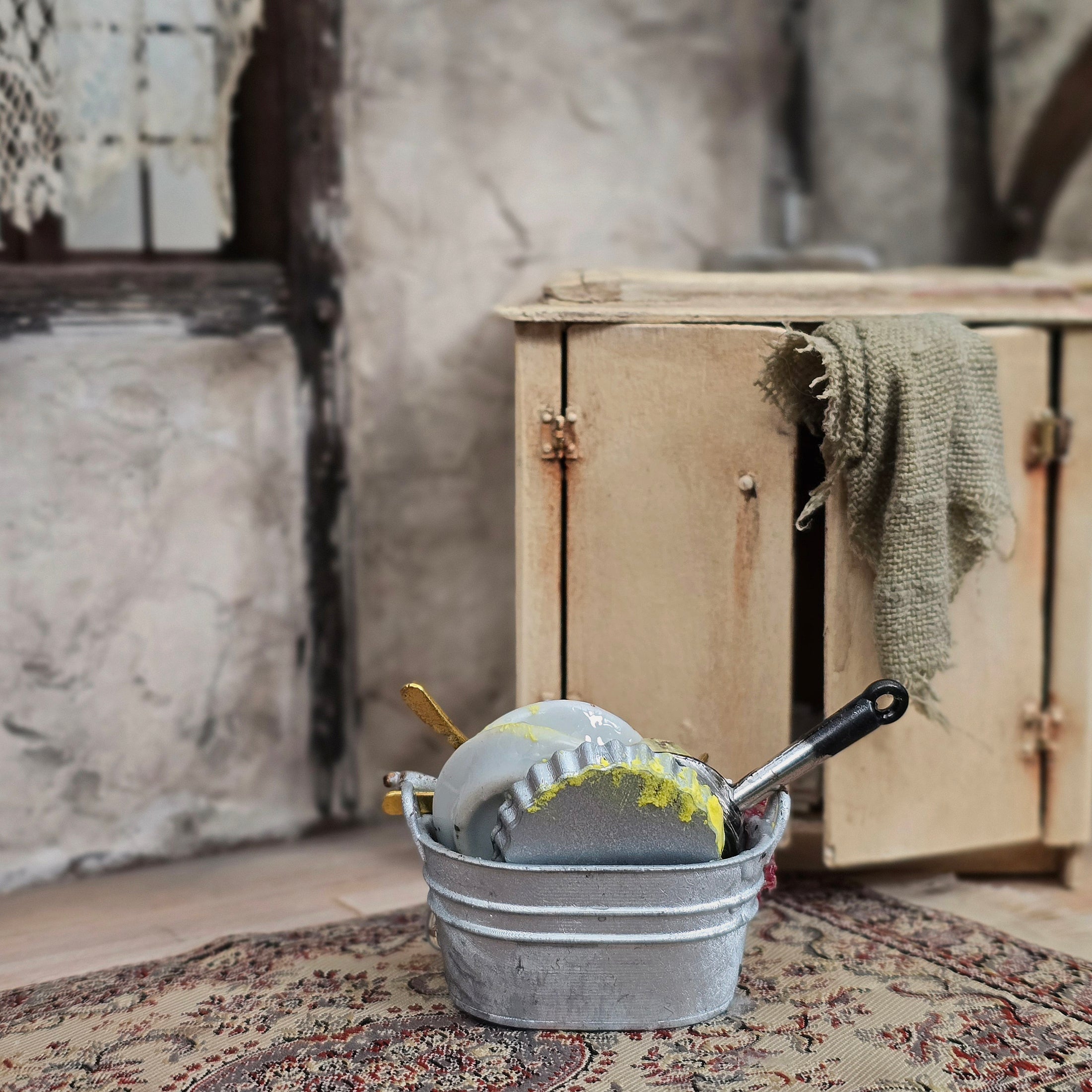 Artisan Country Wash Basin with Dirty Dishes & Kitchenware 1:12 Scale