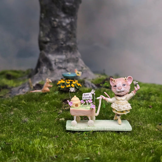 Aleah Klay OOAK Bee Friendly Gardener Mouse with Beehive Flower Cart