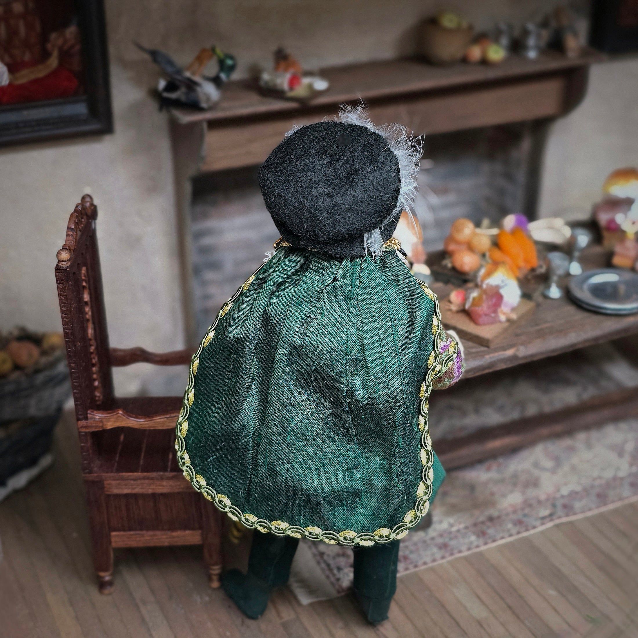 Small Fry V. Hutchinson Tudor Gentleman Porcelain Dollhouse Doll 2002