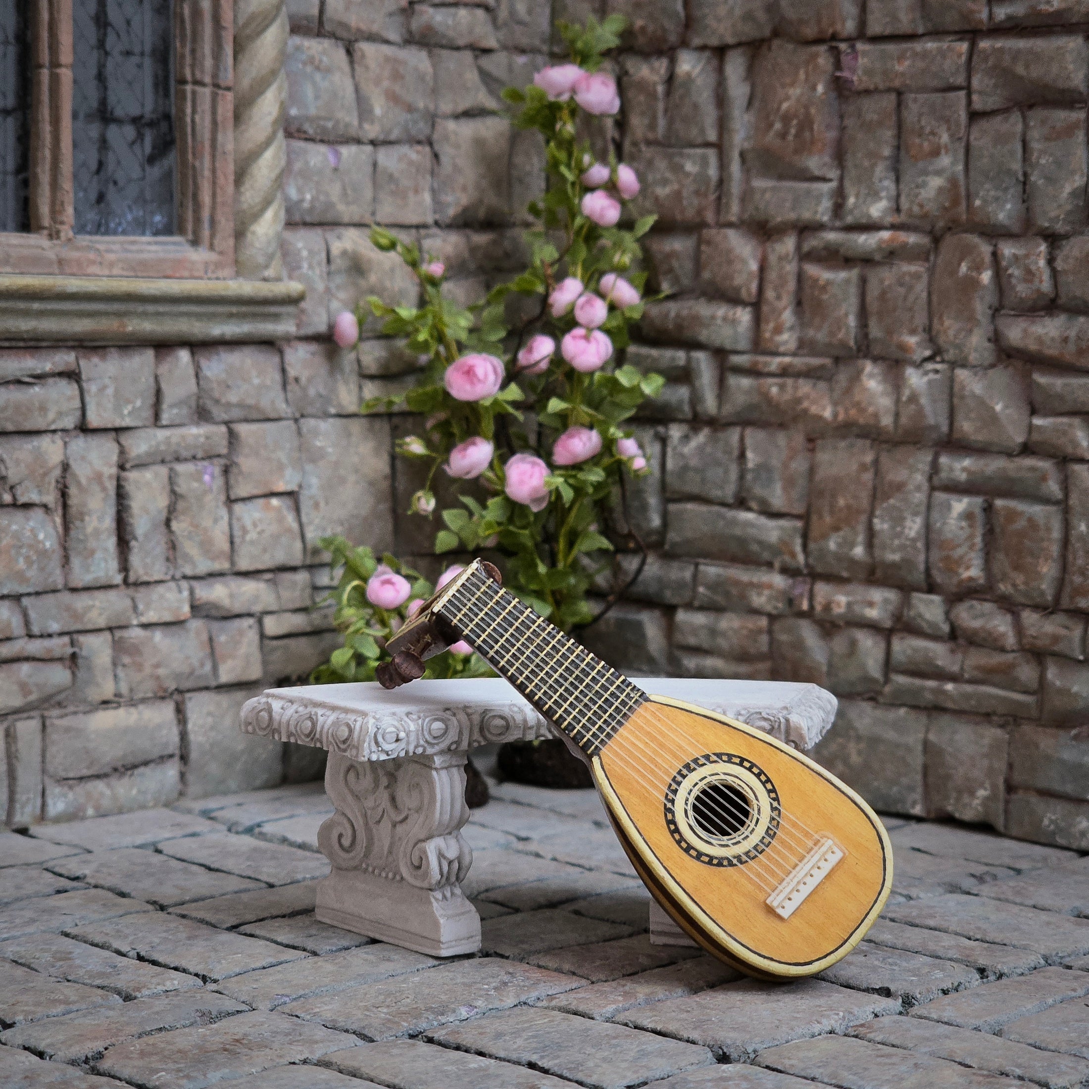 Ken Manning Tudor Era Bent-Head Lute Hand-Carved Inlaid Wood