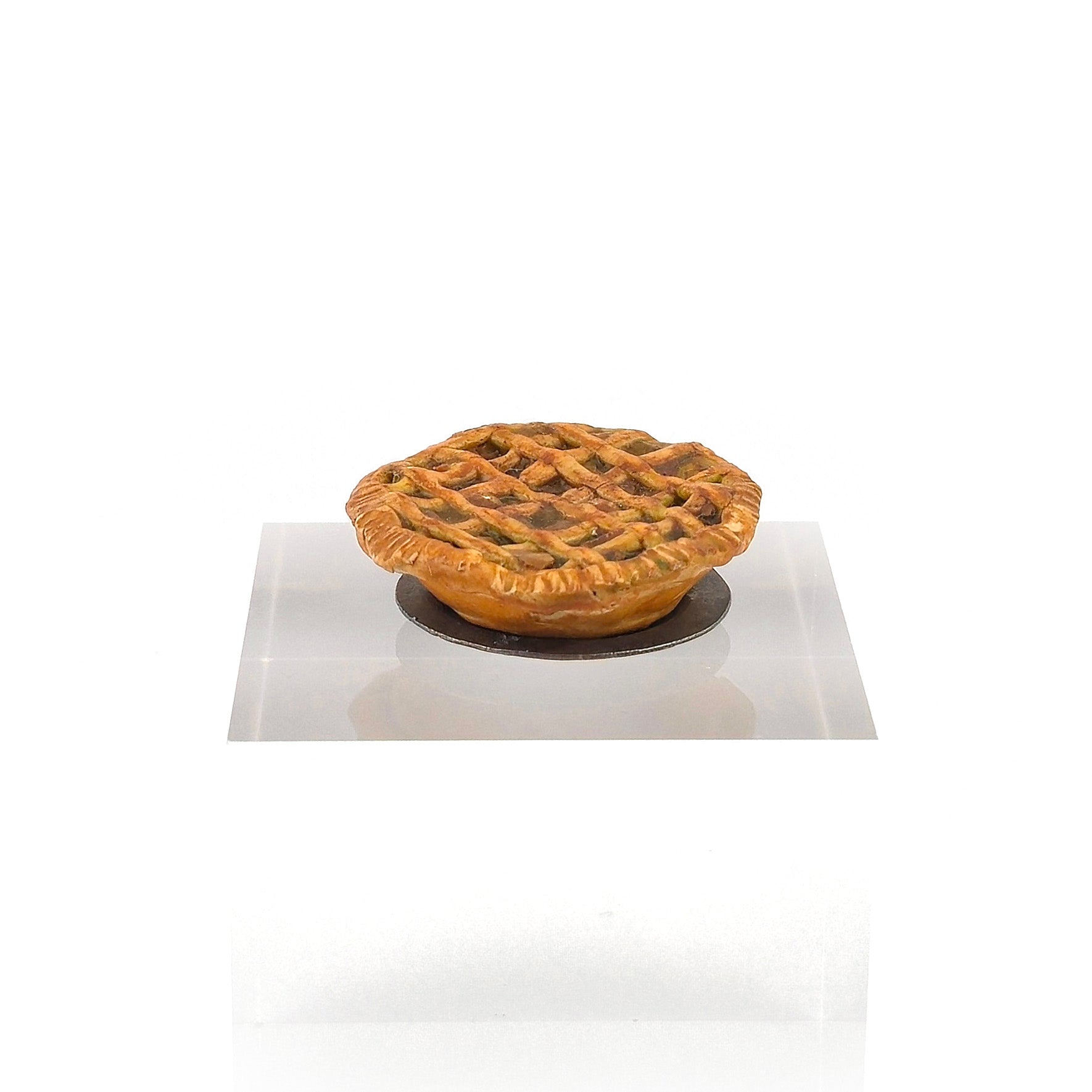 Val Adams Gramarye Keep Tudor Spiced Meat Pie with Dried Fruit Miniature 1:12 Scale