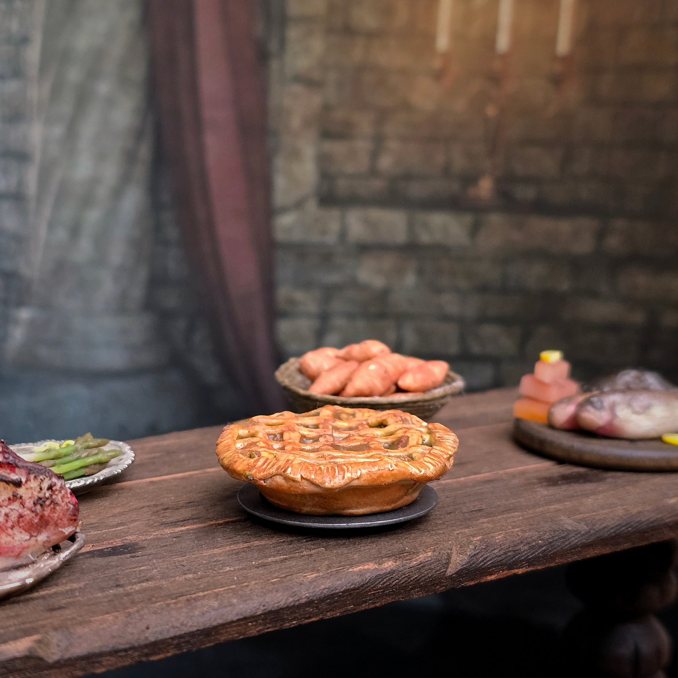 Val Adams Gramarye Keep Tudor Spiced Meat Pie with Dried Fruit Miniature 1:12 Scale