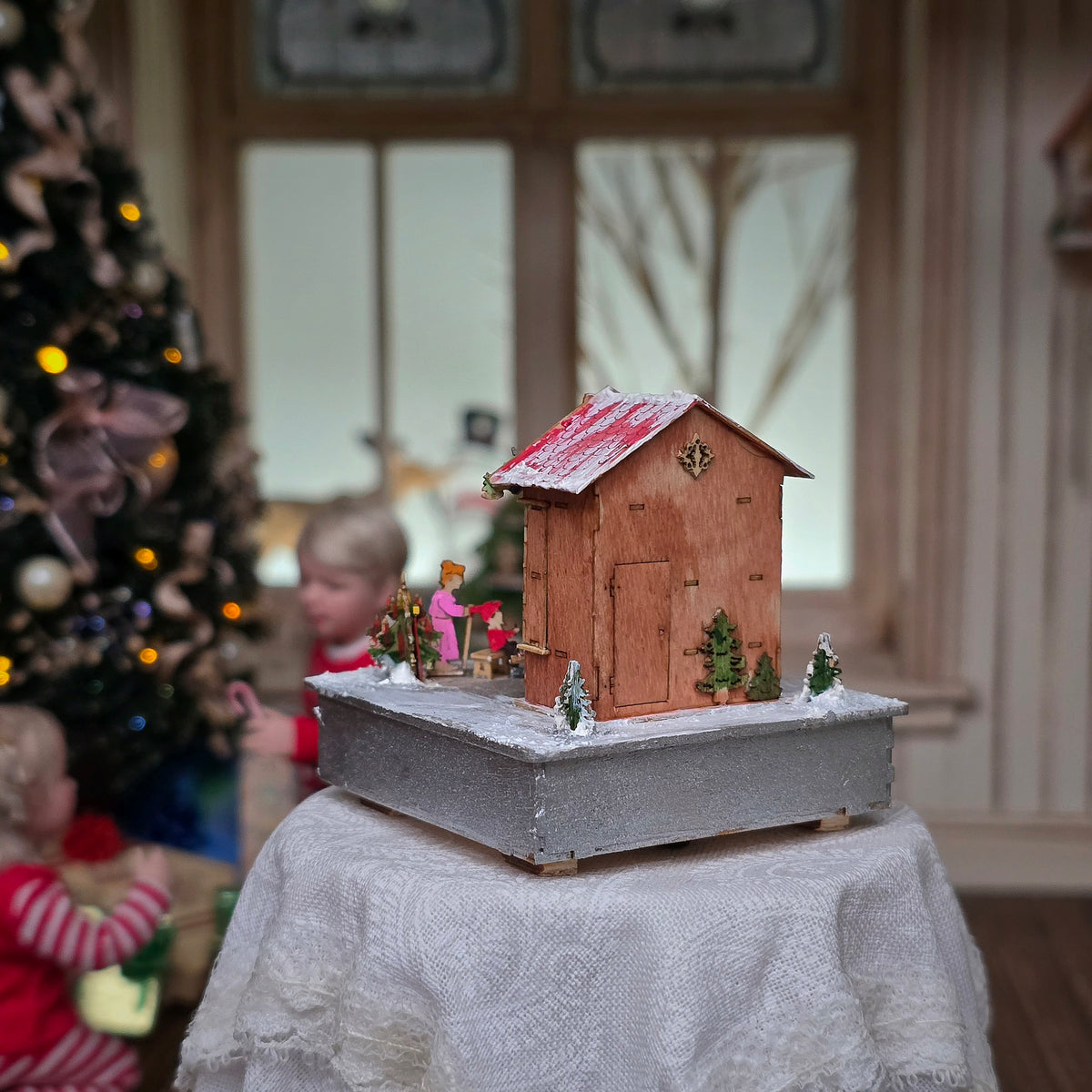 Volker Arnold Illuminated German Christmas Market Toy Stall Diorama 1:144 Scale