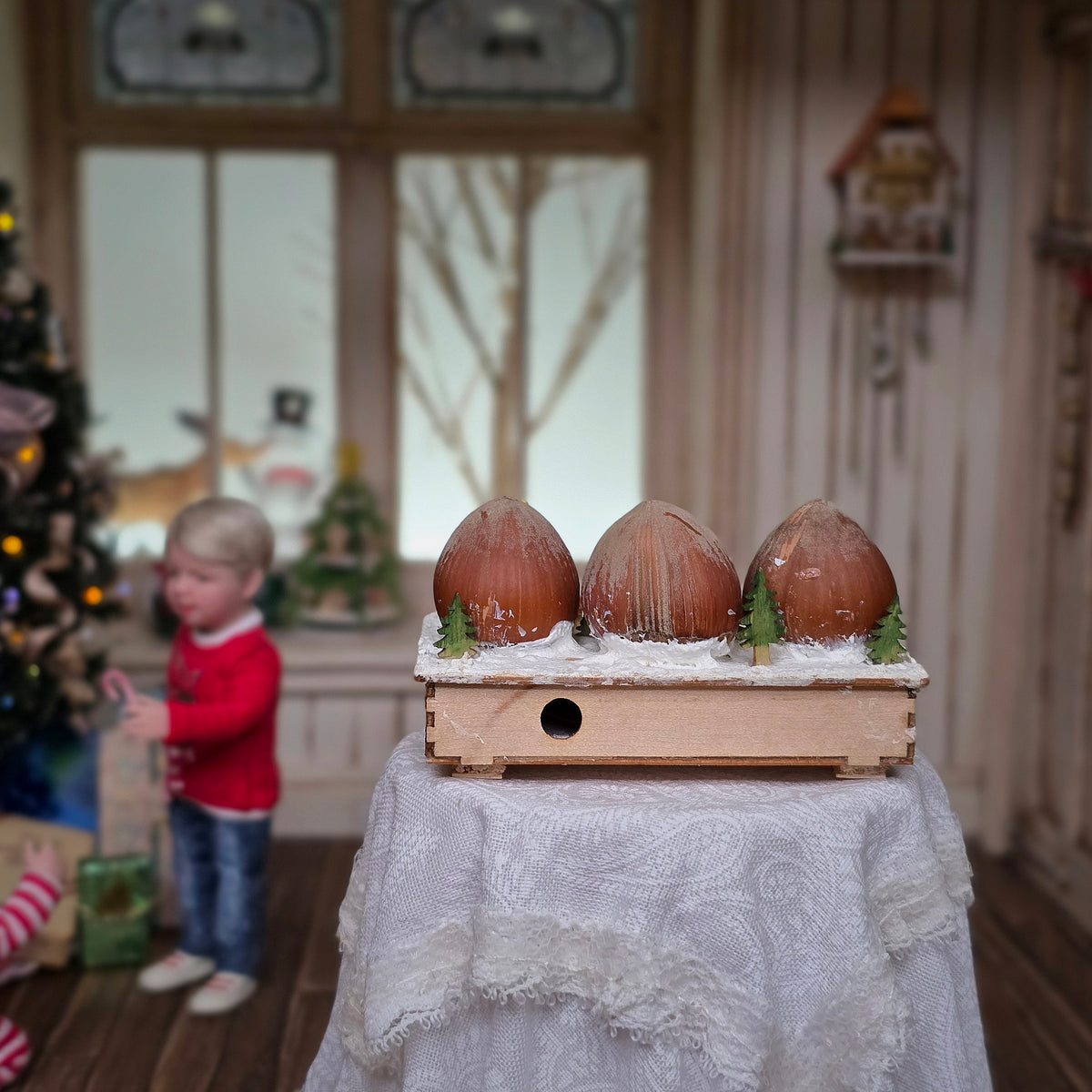 Volker Arnold Illuminated Walnut Shell Christmas Town Workshop Diorama 1:144