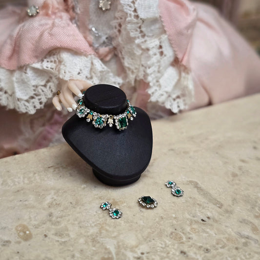Sun Lemmens Emerald & Crystal 4-Piece Jewelry Parure Set Necklace, Earrings & Brooch