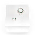 Load image into Gallery viewer, Sun Lemmens Emerald & Pearl Fringe Necklace with Earrings Wearable for Dolls
