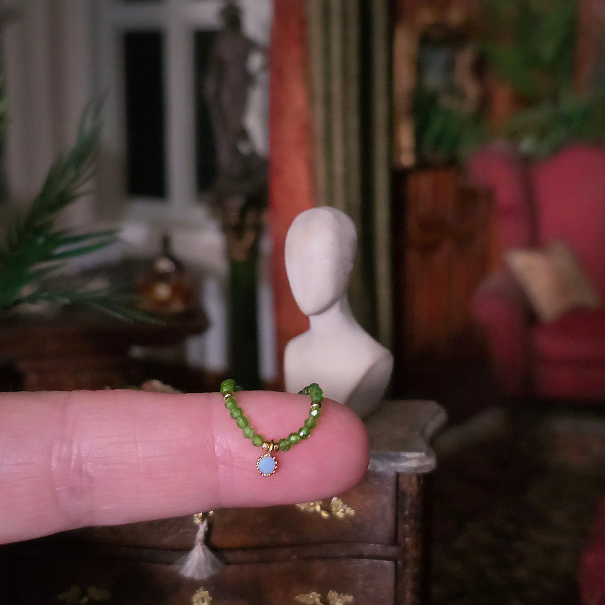 Lynn O’Shaughnessy Peridot, Opal & Gold Bead Wearable Necklace IGMA Fellow Miniature