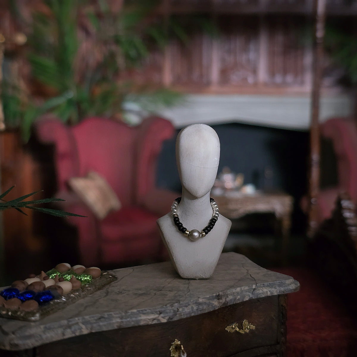 Lynn O’Shaughnessy Black Onyx & Pearl Wearable Necklace IGMA Fellow