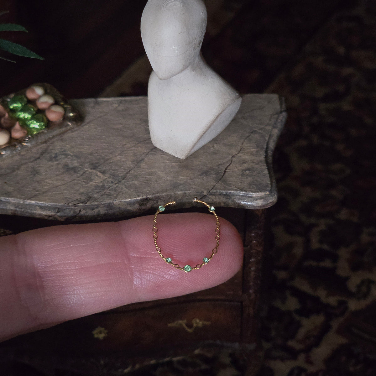 Lynn O’Shaughnessy 1:12 Scale Peridot & 10kt Gold Miniature Wearable Necklace