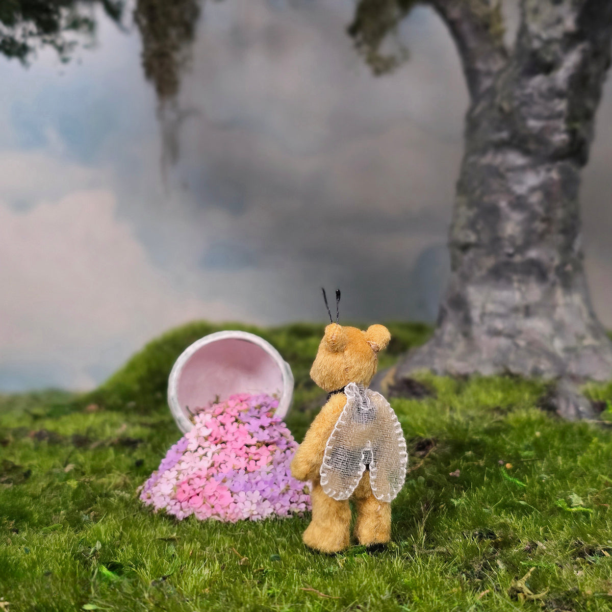 Anna Braun OOAK Bumblebee Teddy Bear with Mesh Wings and Antennae, Jointed