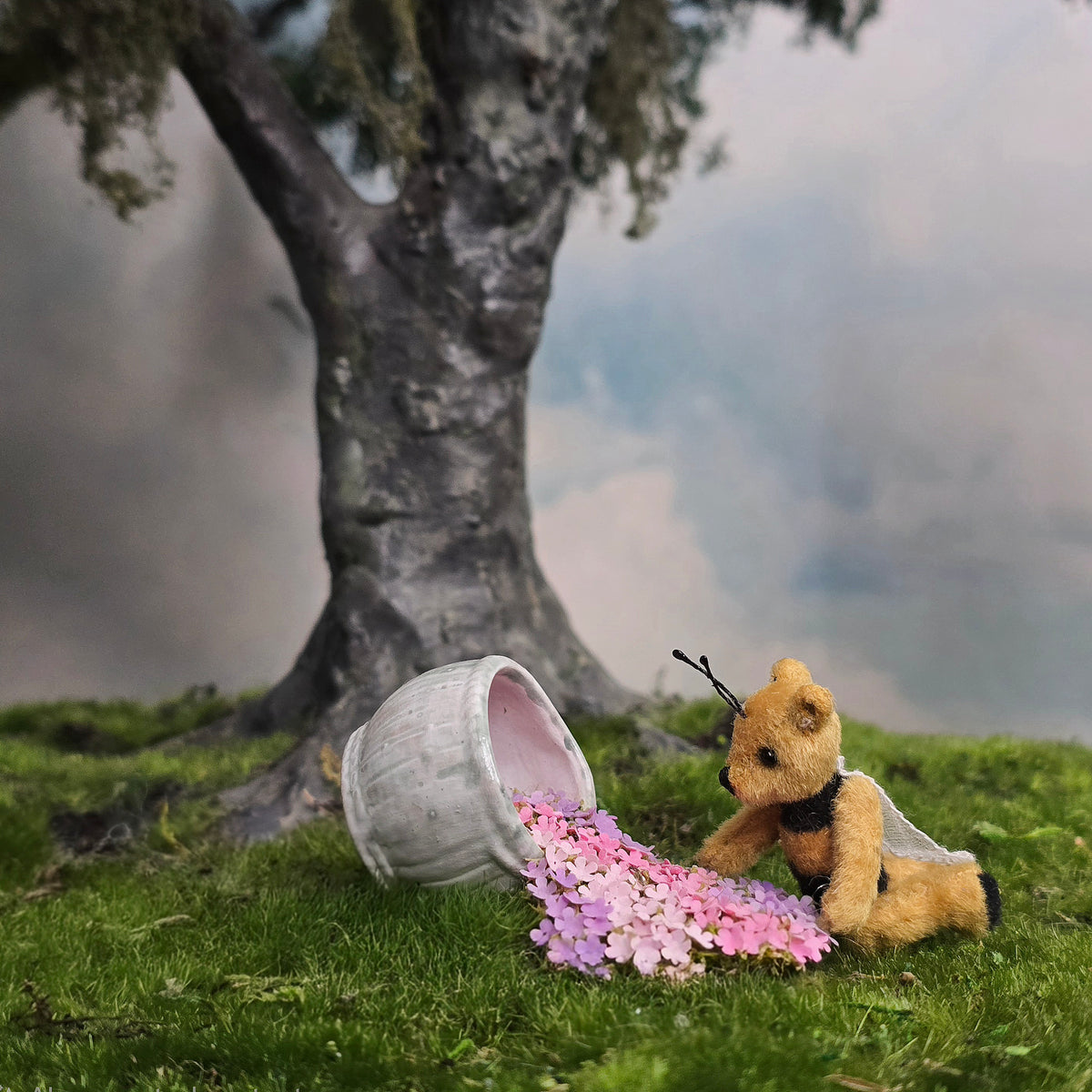 Anna Braun OOAK Bumblebee Teddy Bear with Mesh Wings and Antennae, Jointed
