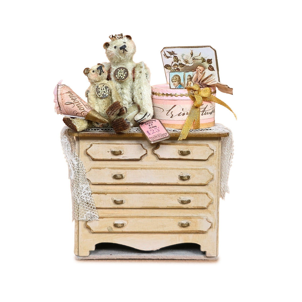 Marie-Pierre Gratias MP Creations Dresser Vignette Teddy Bears, Hatbox & Ephemera
