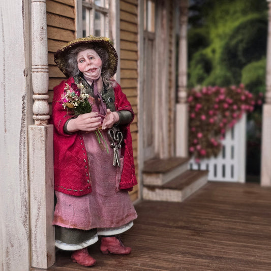 Doris Tussing Elderly Flower Gardener Seller Woman with Scissors 1:12 Doll