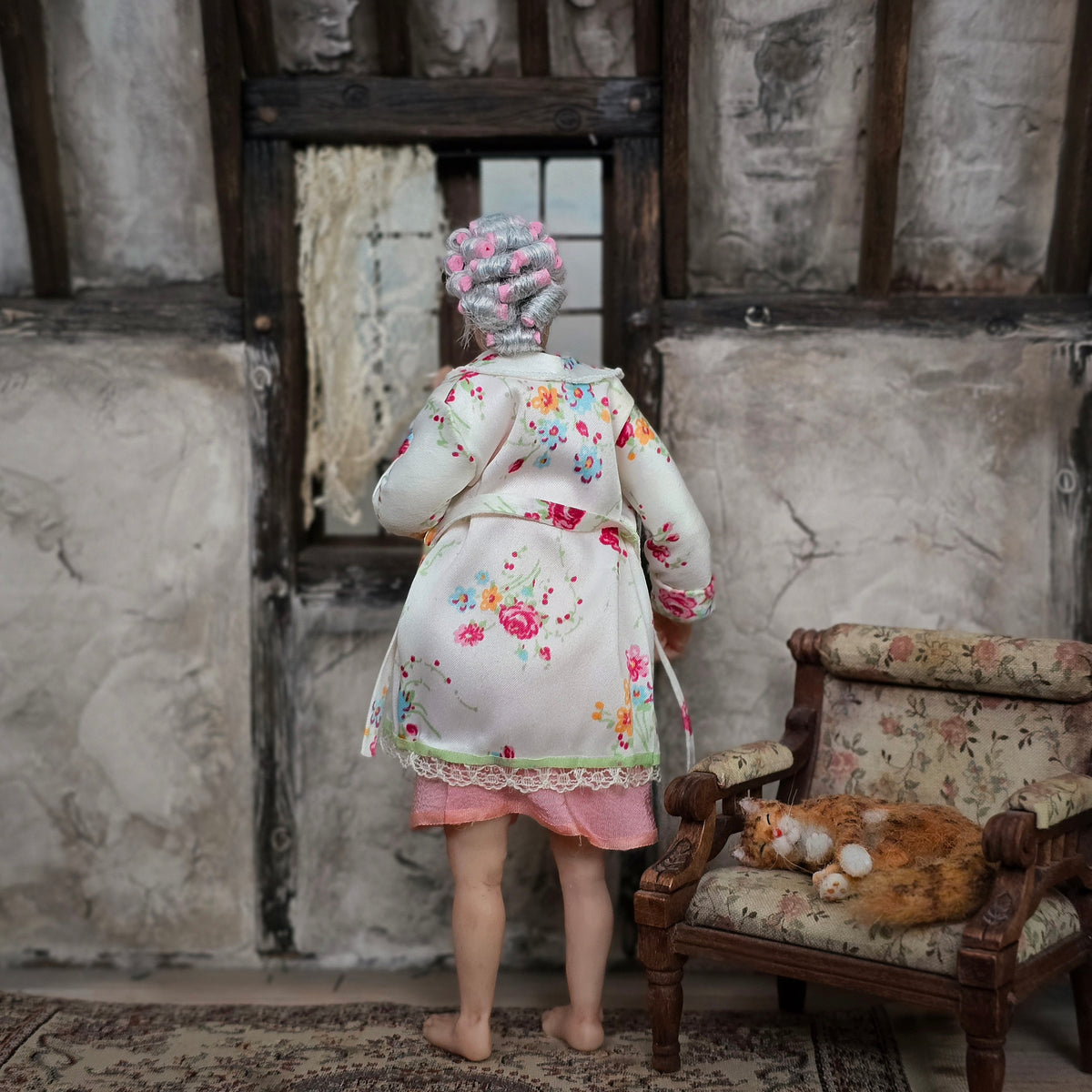 Irina Martin Wife Woman in Hair Rollers & Floral Robe 1:12 Miniature Doll
