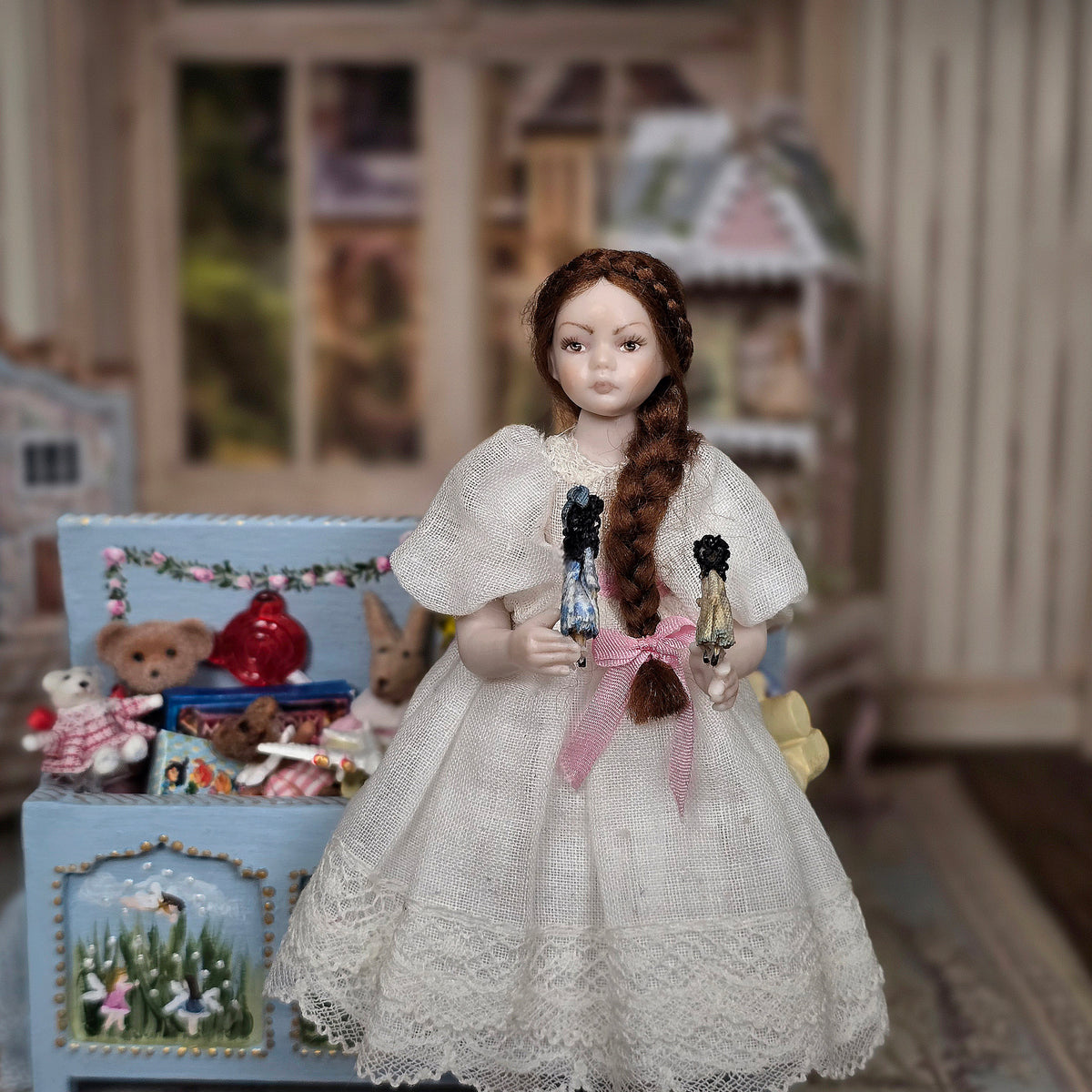Deb Jackson Pair of Miniature Dolls in Heart-Shaped Keepsake Box 1:12 Scale